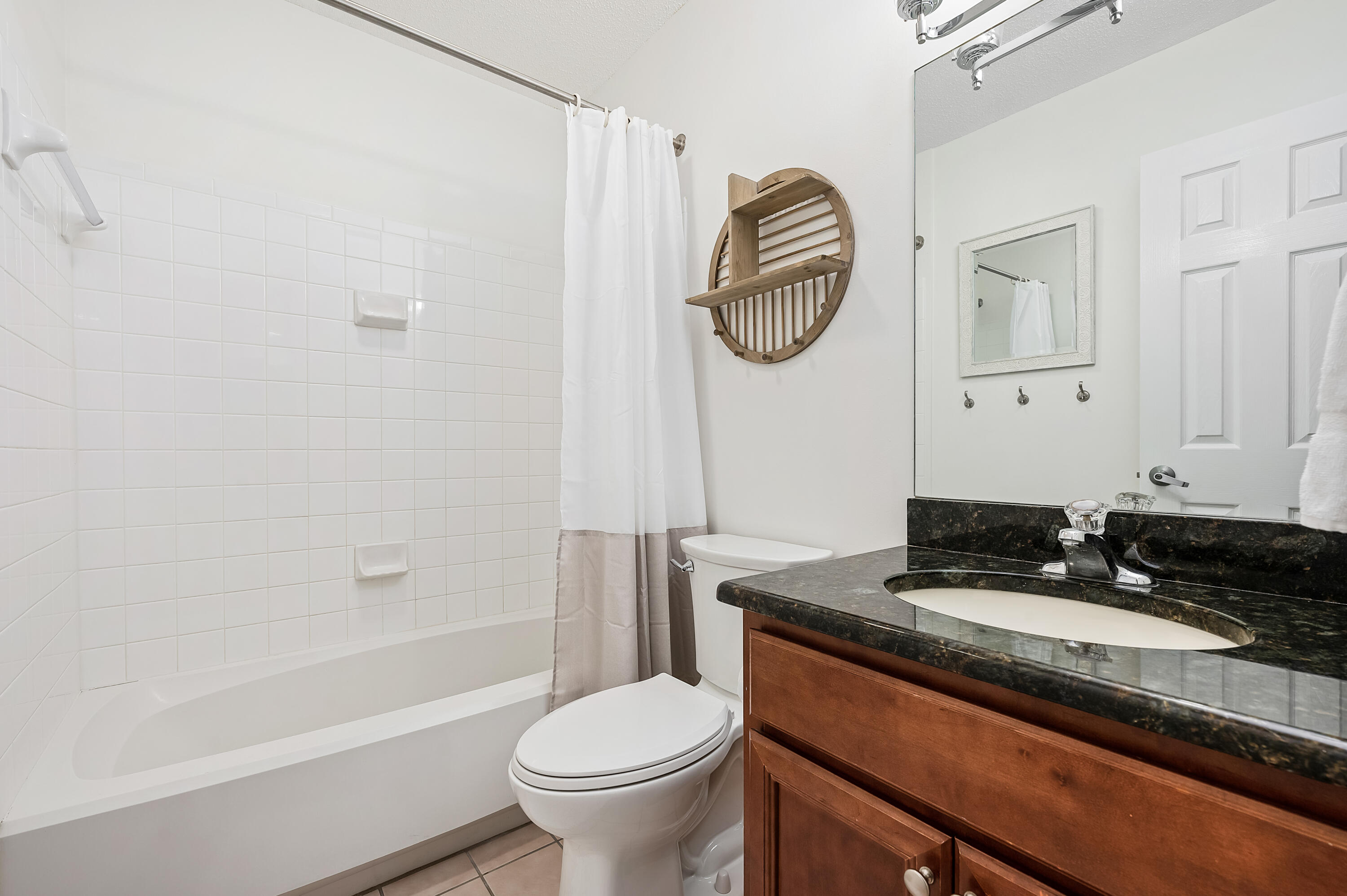 INN AT CRYSTAL BEACH (SUMMERCHASE CONDO) - Residential