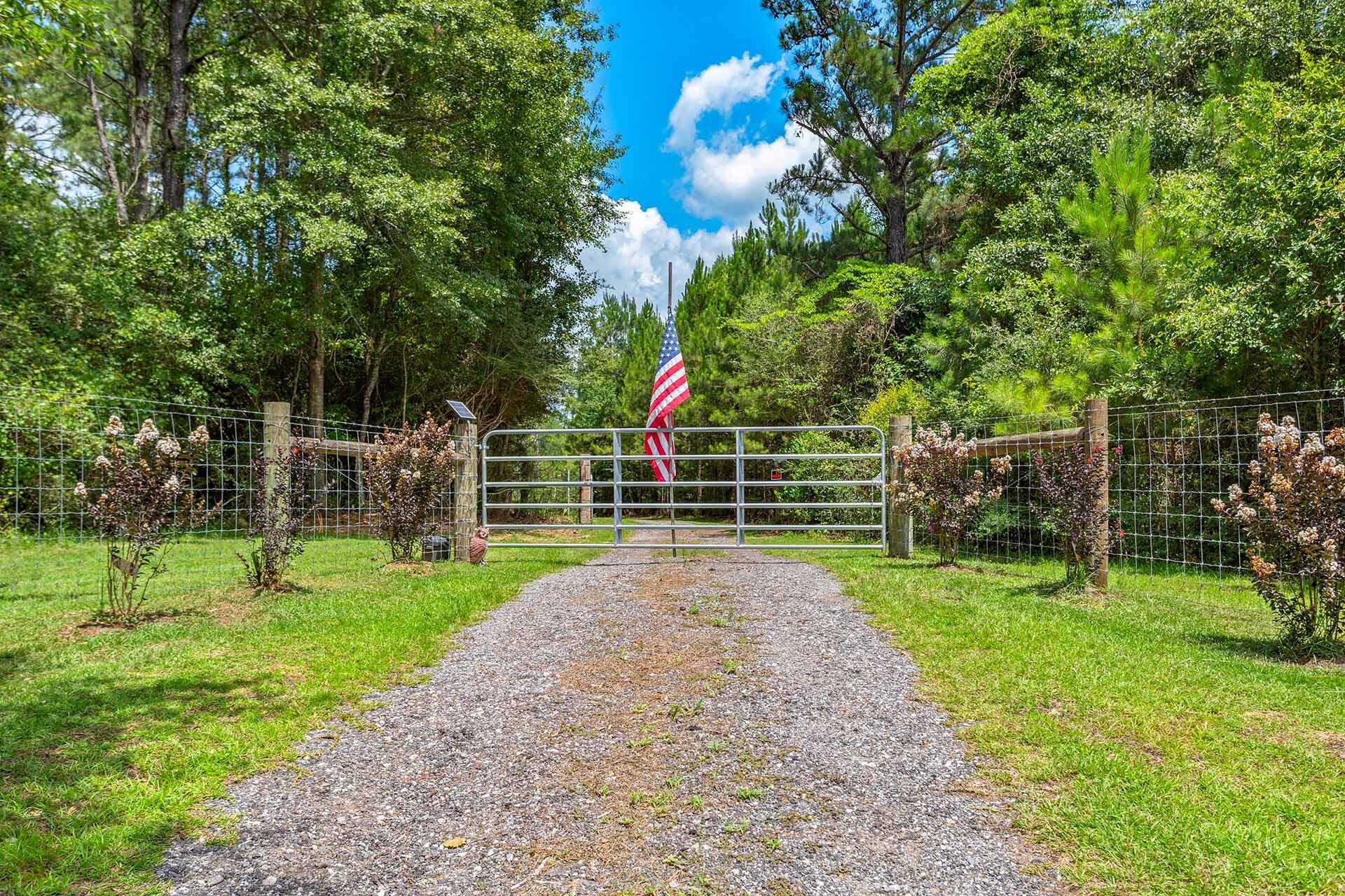 691 E Indian Creek Ranch Road