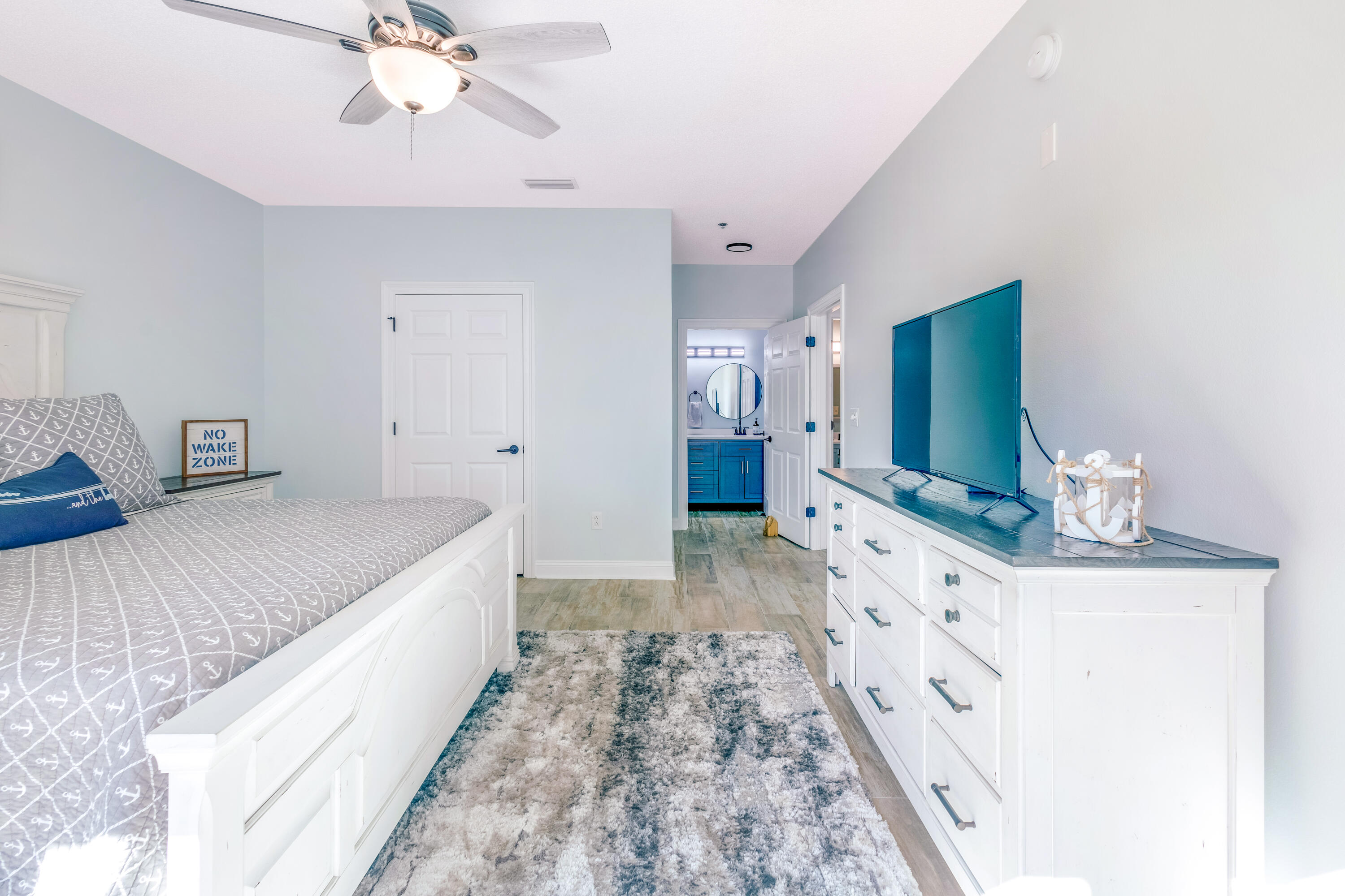 LAGUNA LANDING - Residential