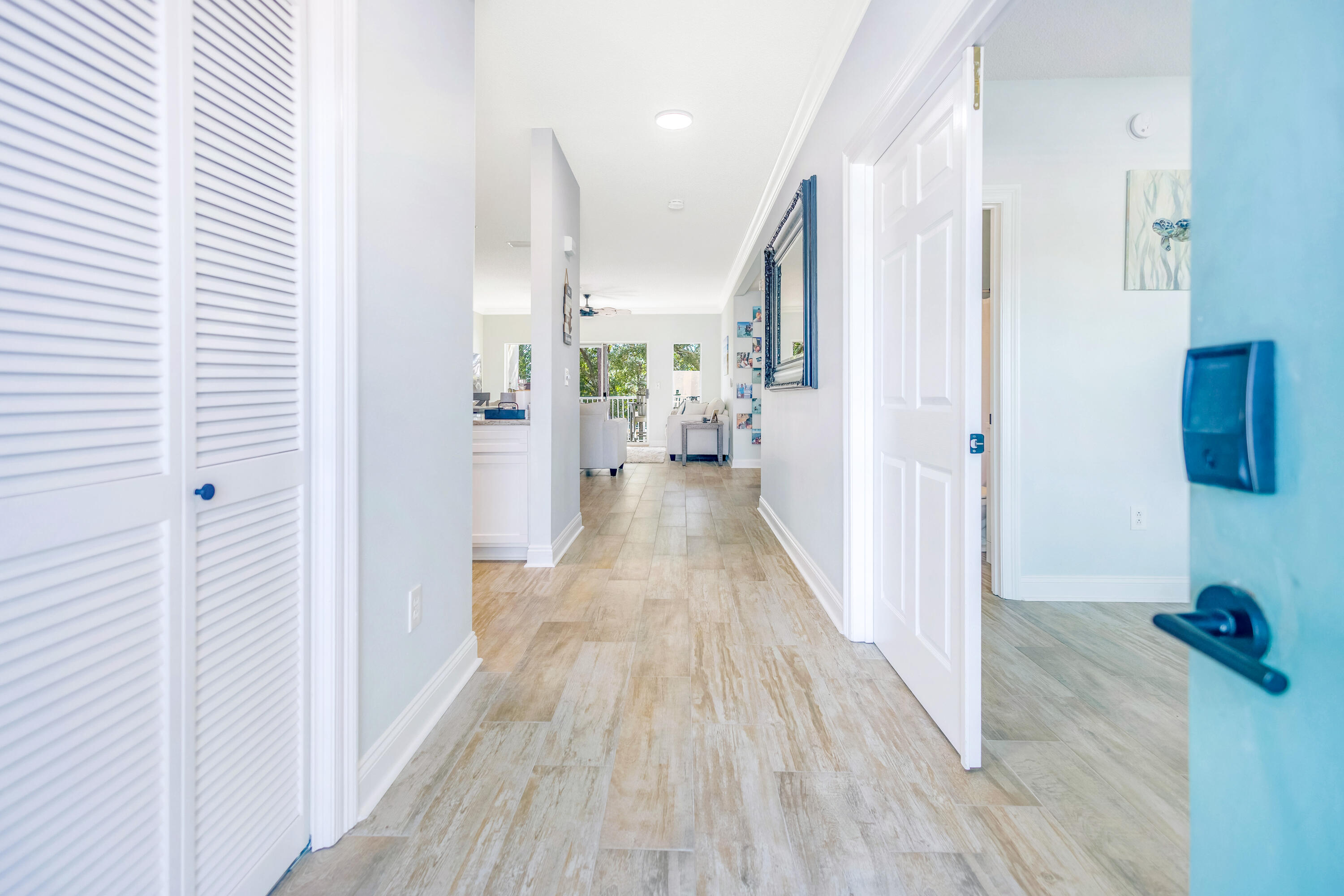 LAGUNA LANDING - Residential