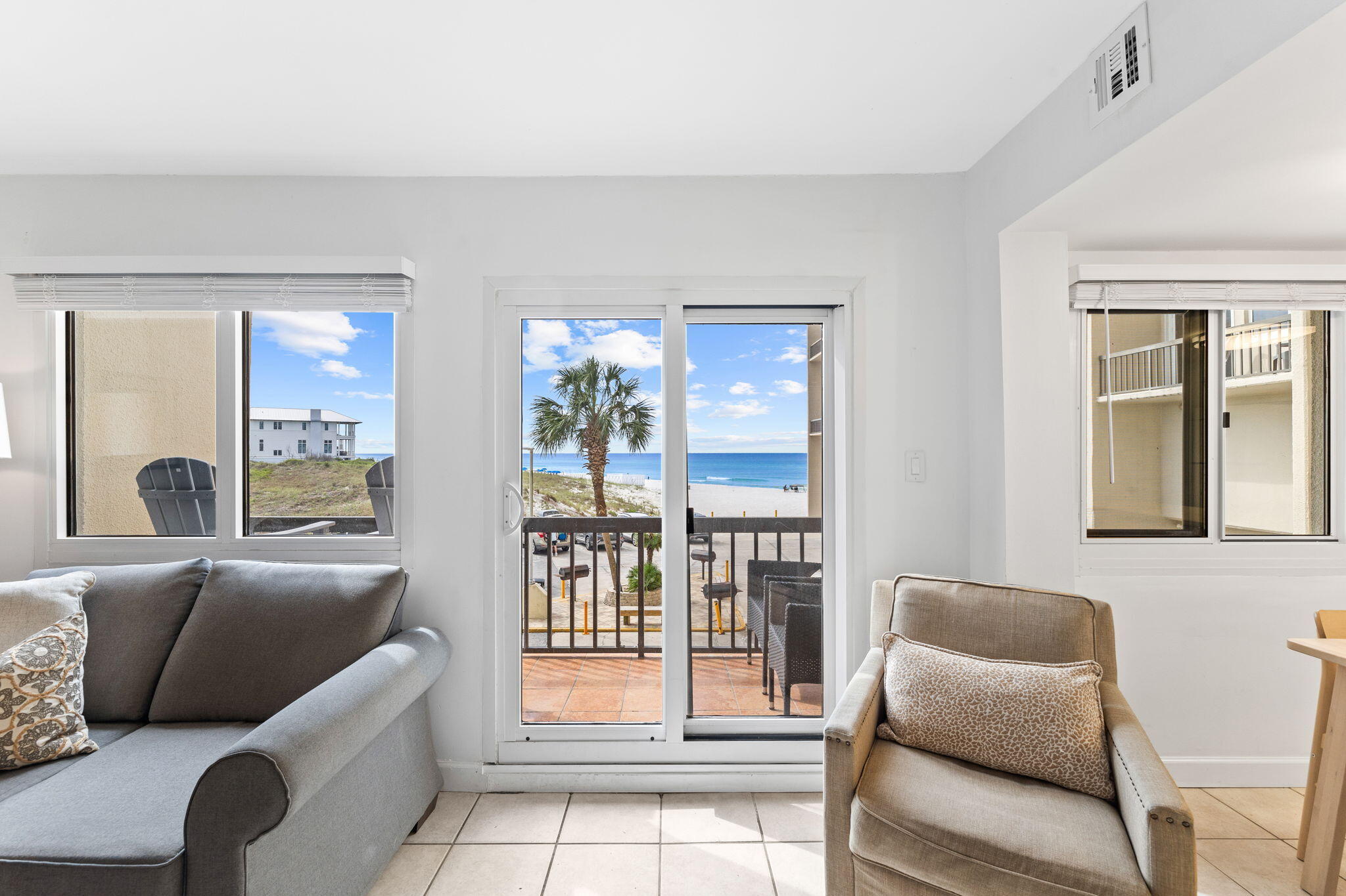 PINNACLE PORT - Residential