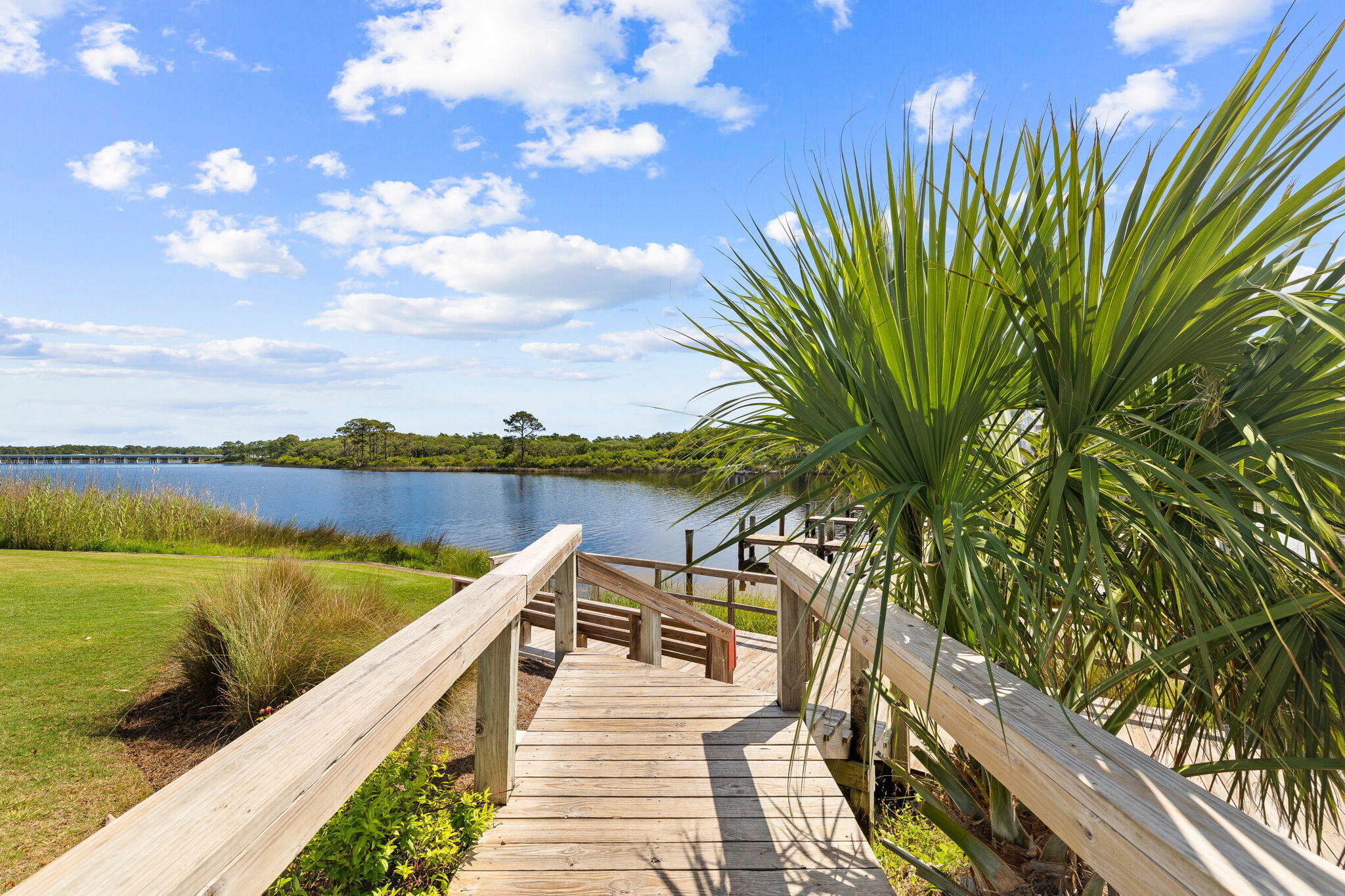 PINNACLE PORT - Residential