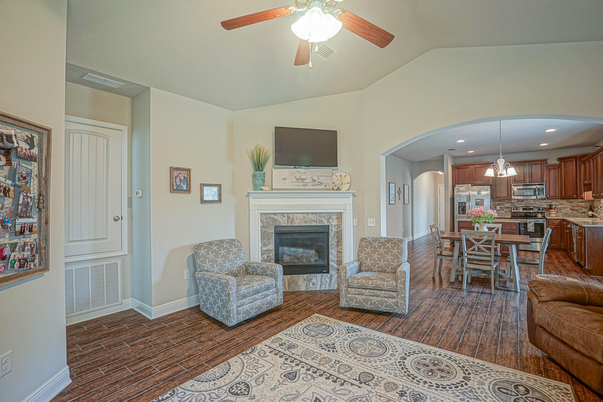 HAMMOCK BAY - Residential