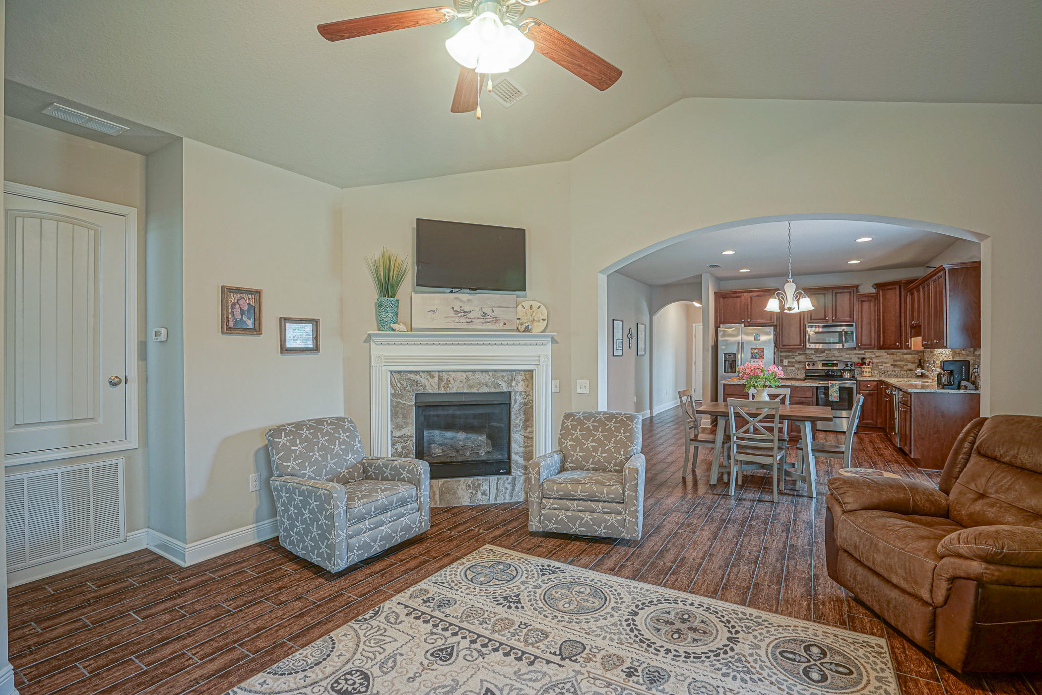 HAMMOCK BAY - Residential