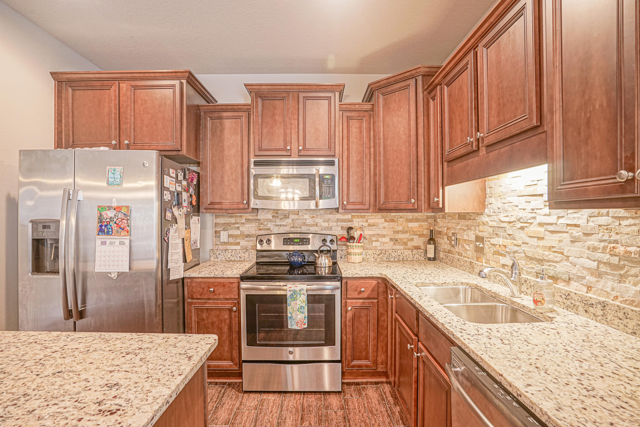 HAMMOCK BAY - Residential