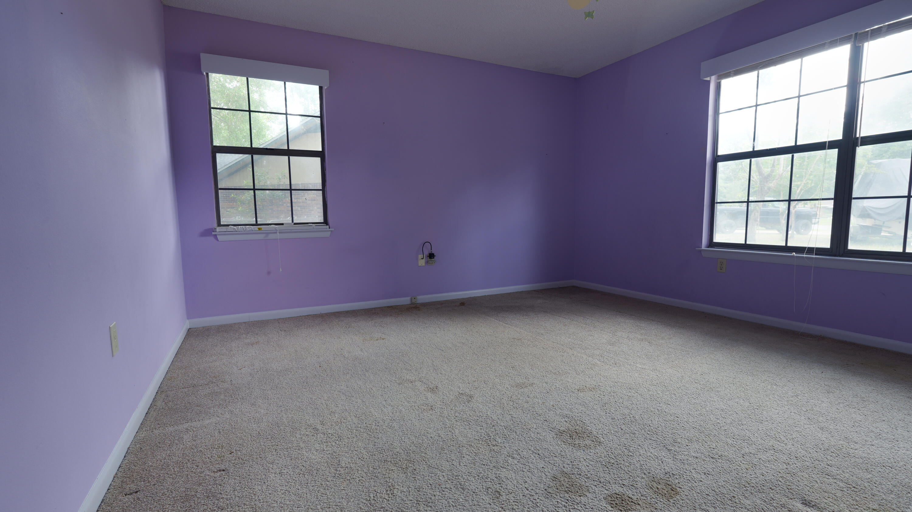 PINEWOOD ESTATES - Residential