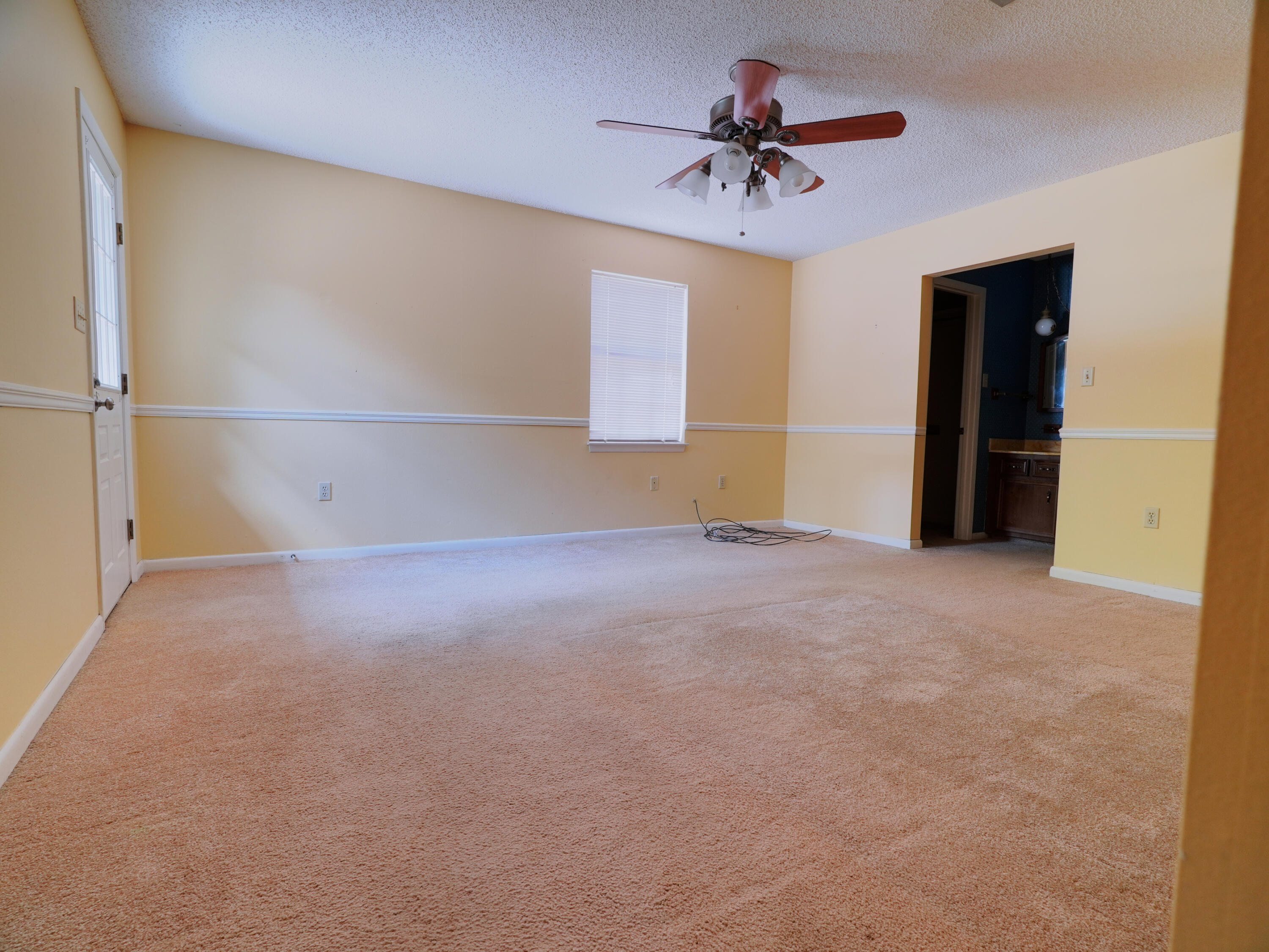 PINEWOOD ESTATES - Residential