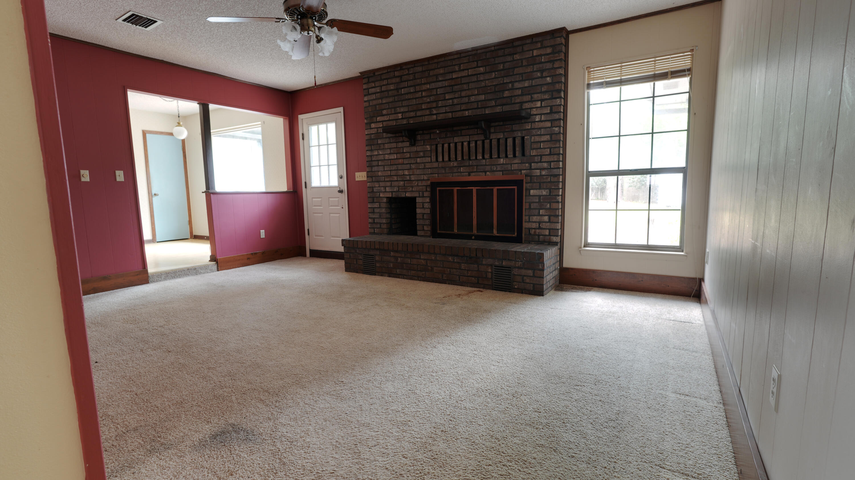 PINEWOOD ESTATES - Residential