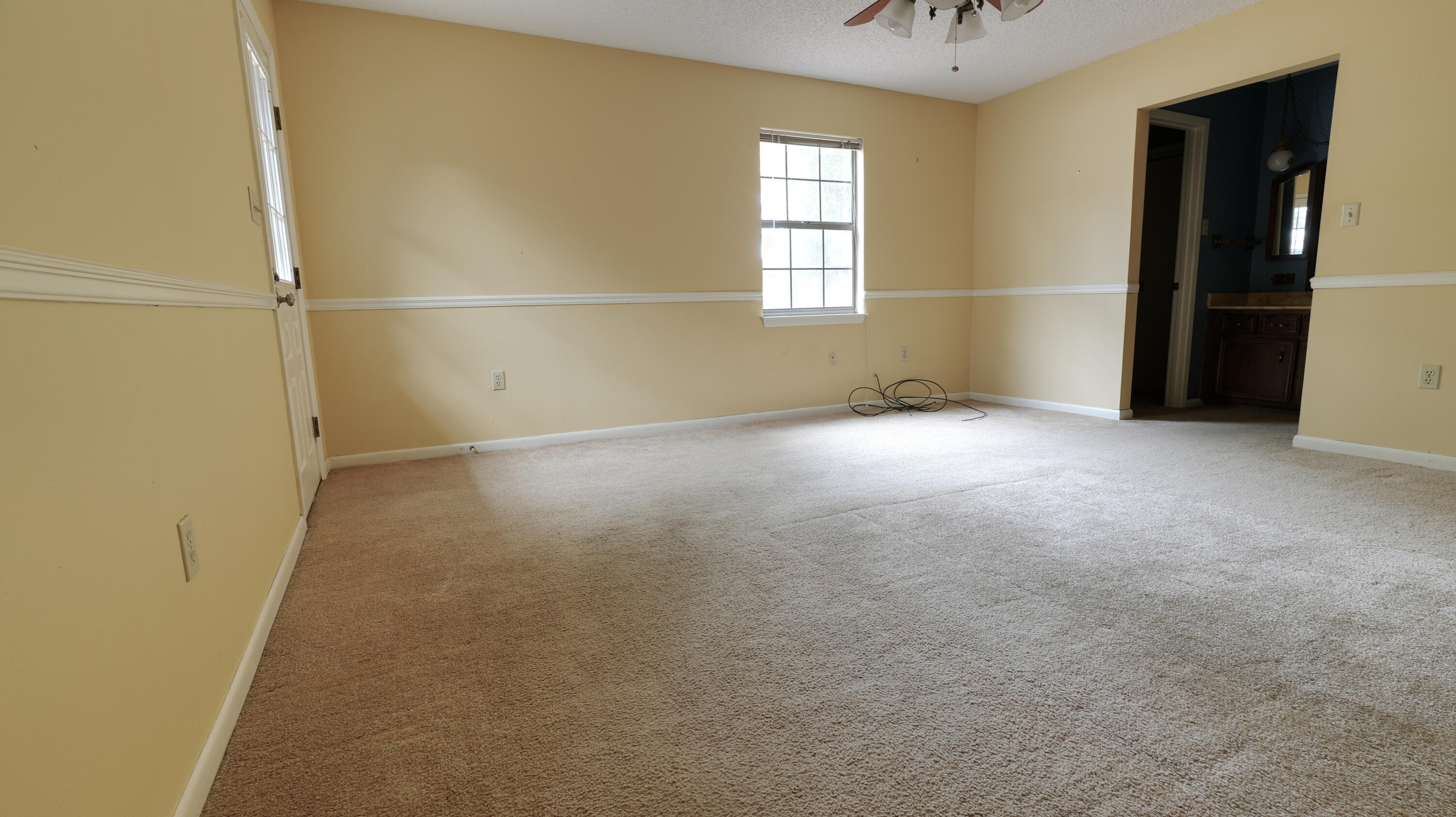 PINEWOOD ESTATES - Residential