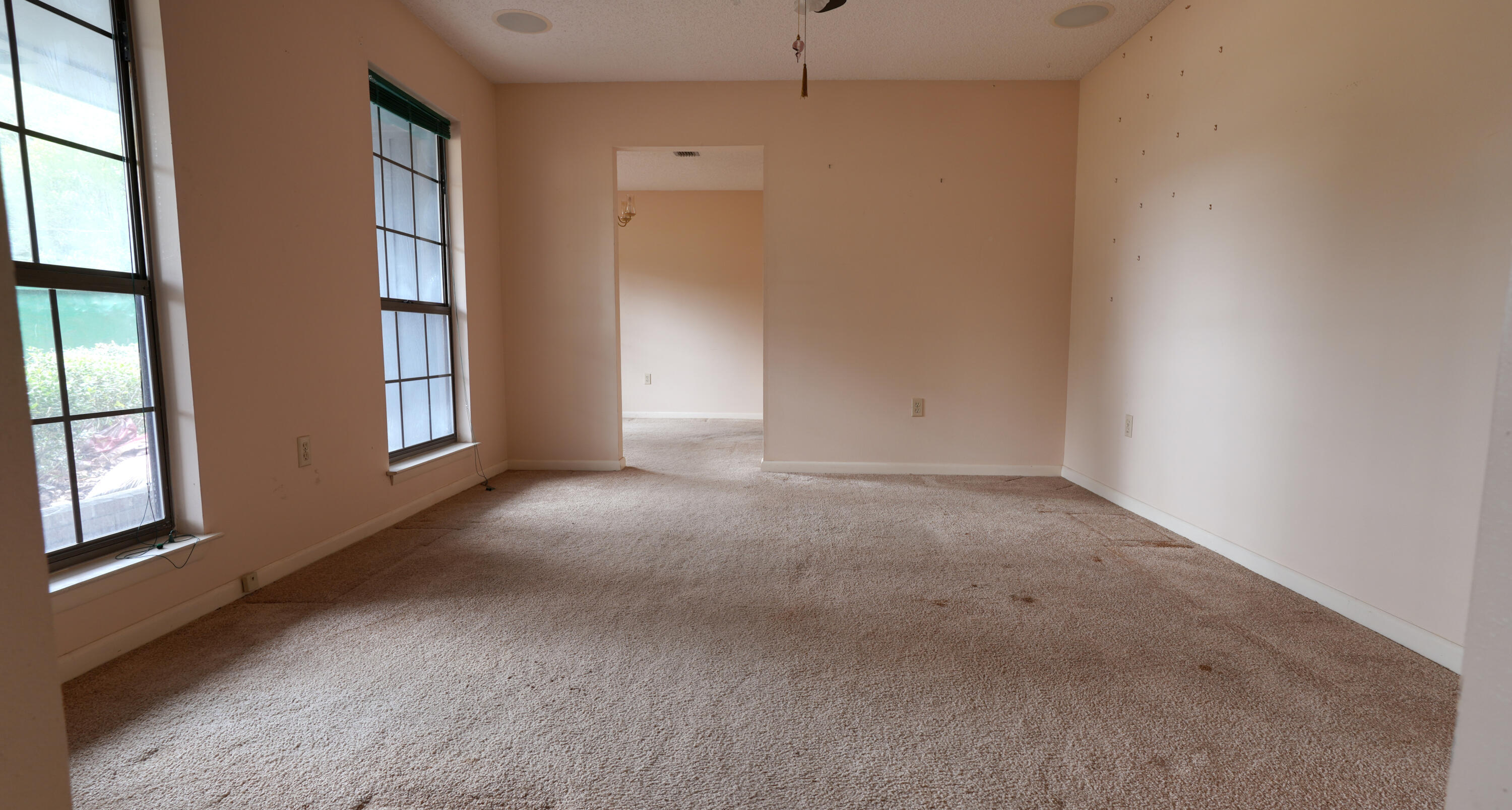 PINEWOOD ESTATES - Residential