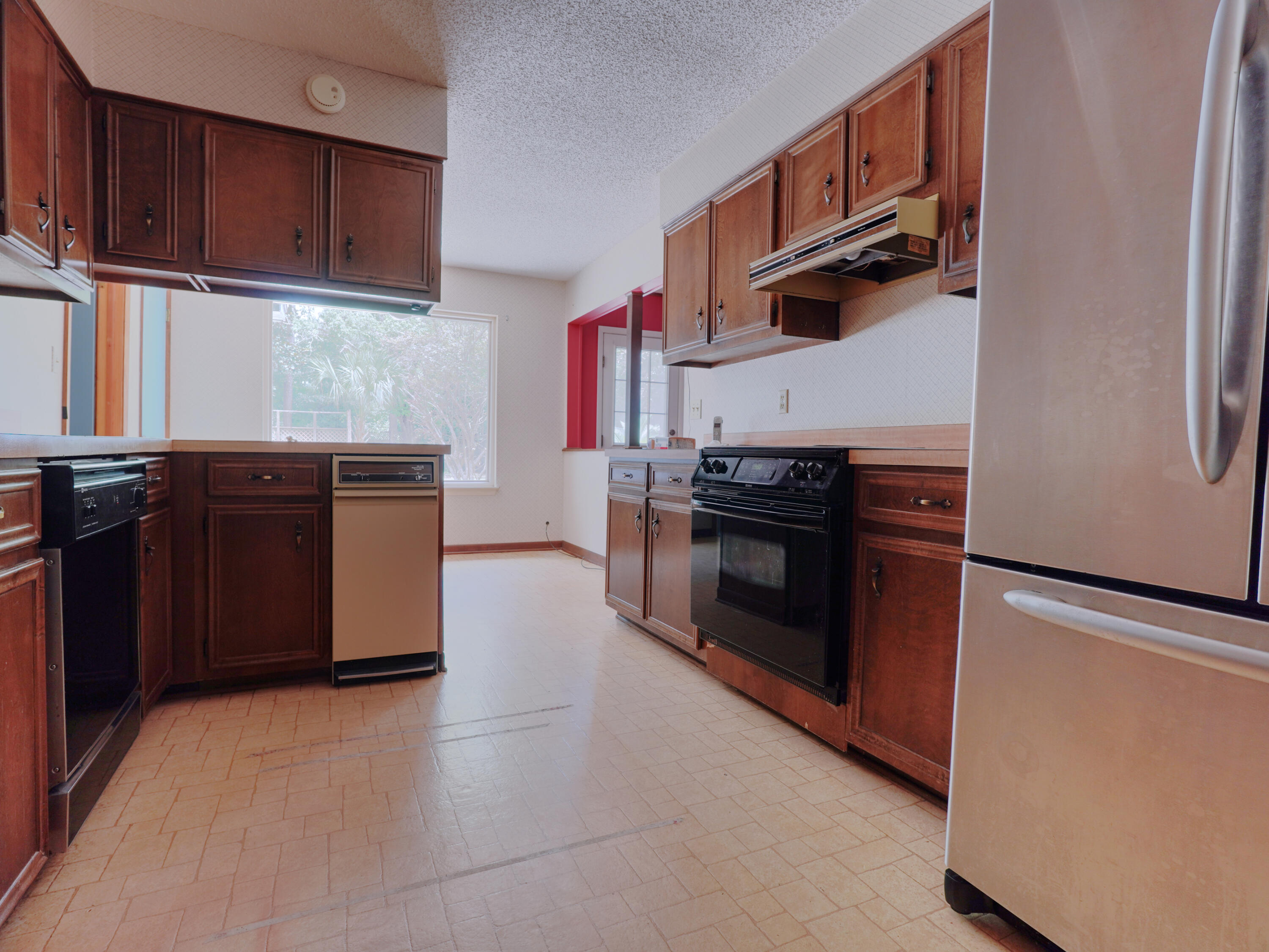 PINEWOOD ESTATES - Residential