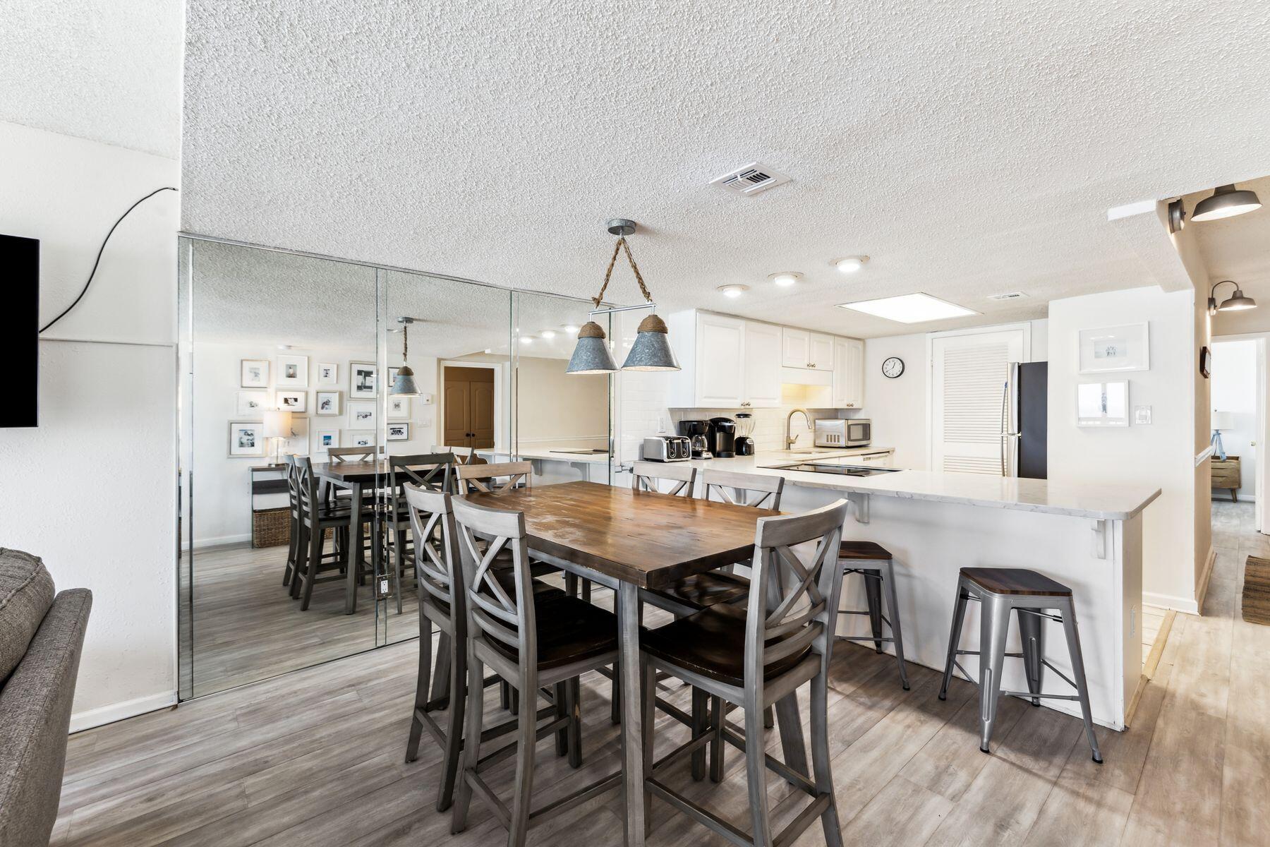 PINNACLE PORT - Residential