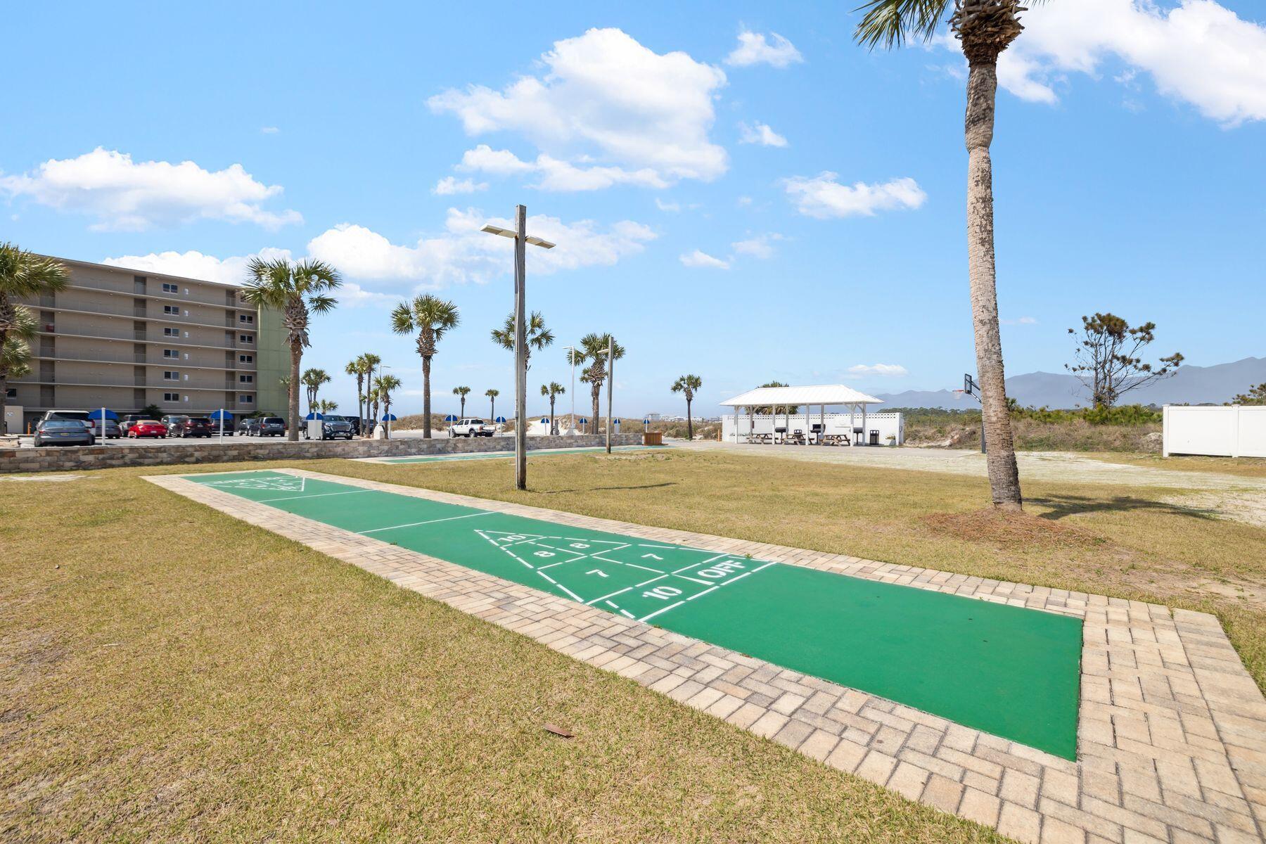 PINNACLE PORT - Residential