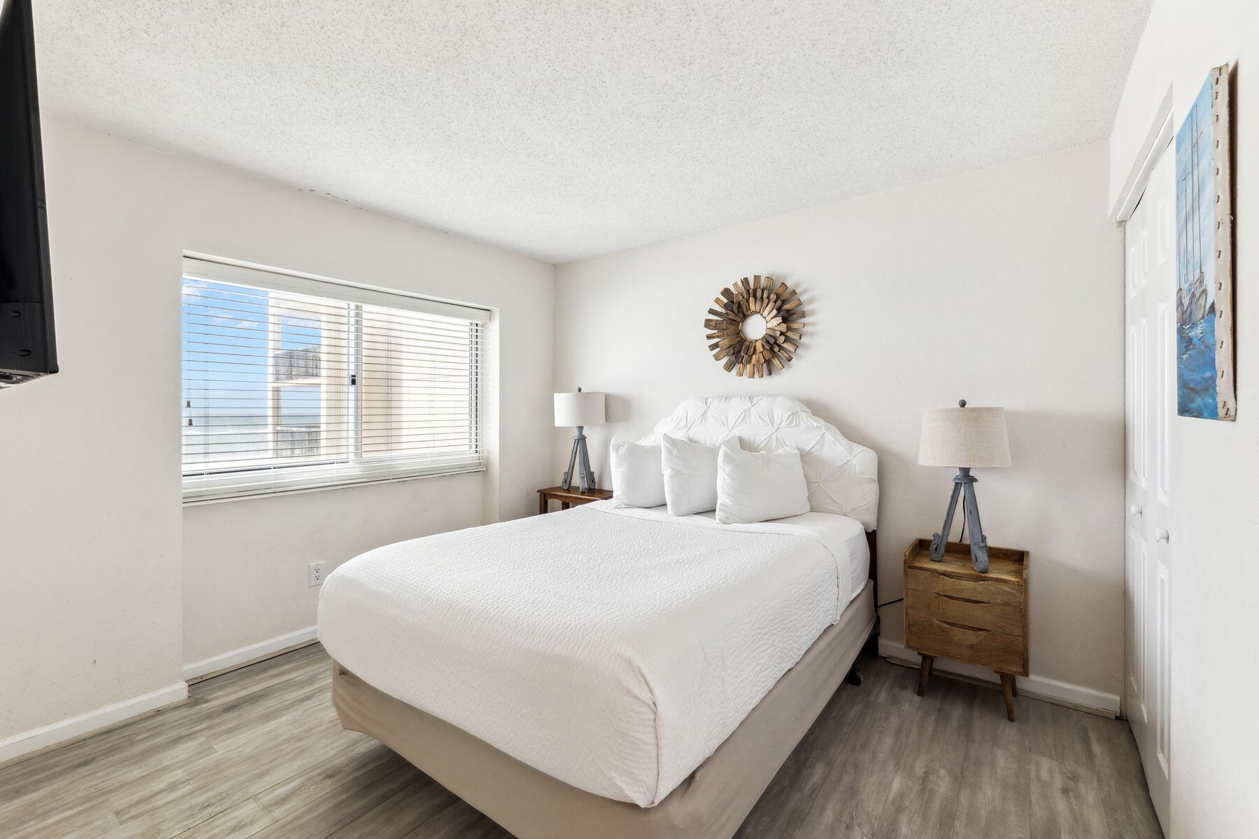 PINNACLE PORT - Residential