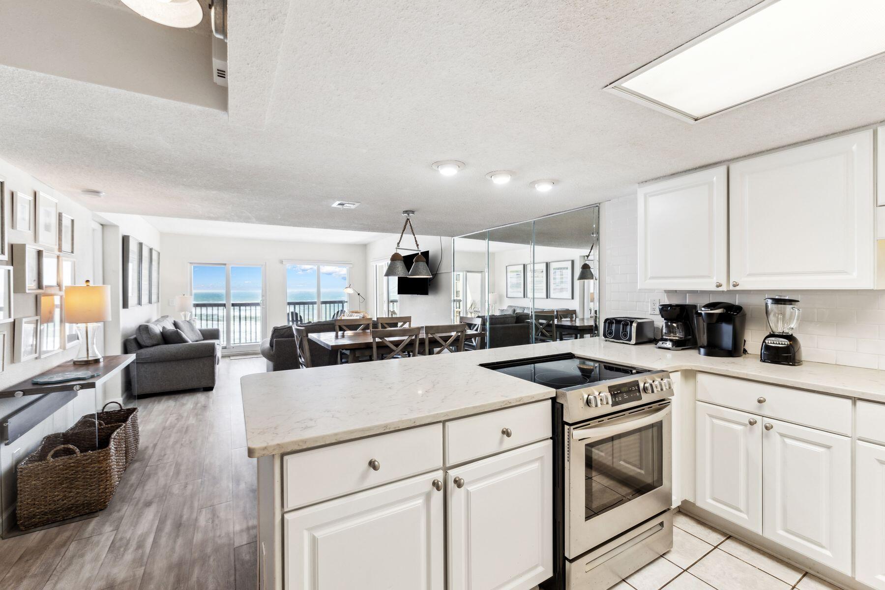 PINNACLE PORT - Residential