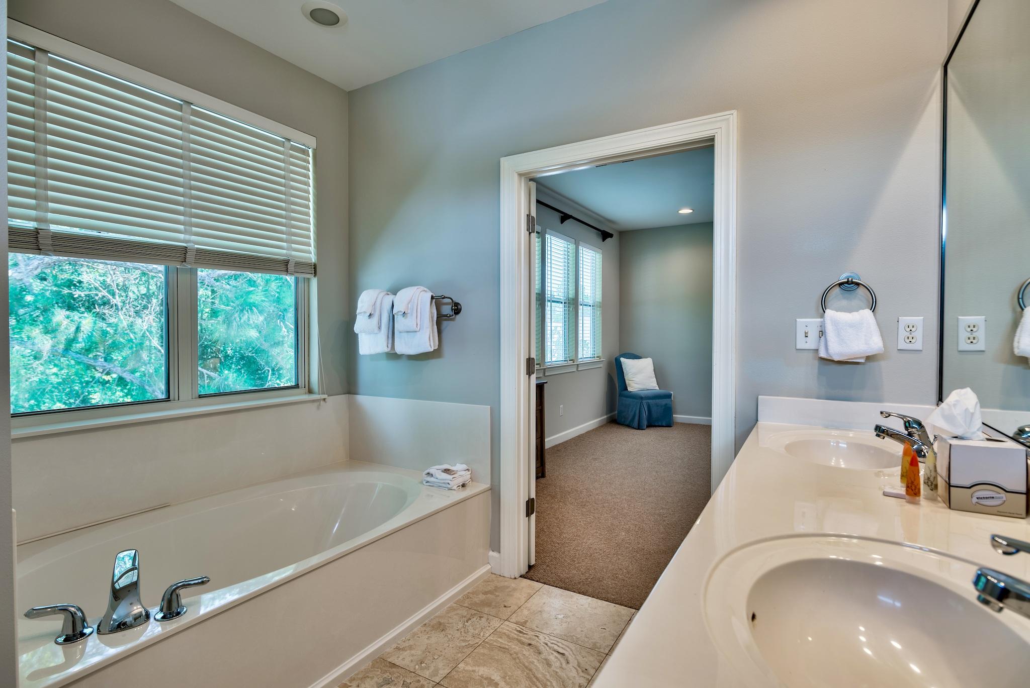 CRYSTAL LAKE PHASE II - Residential