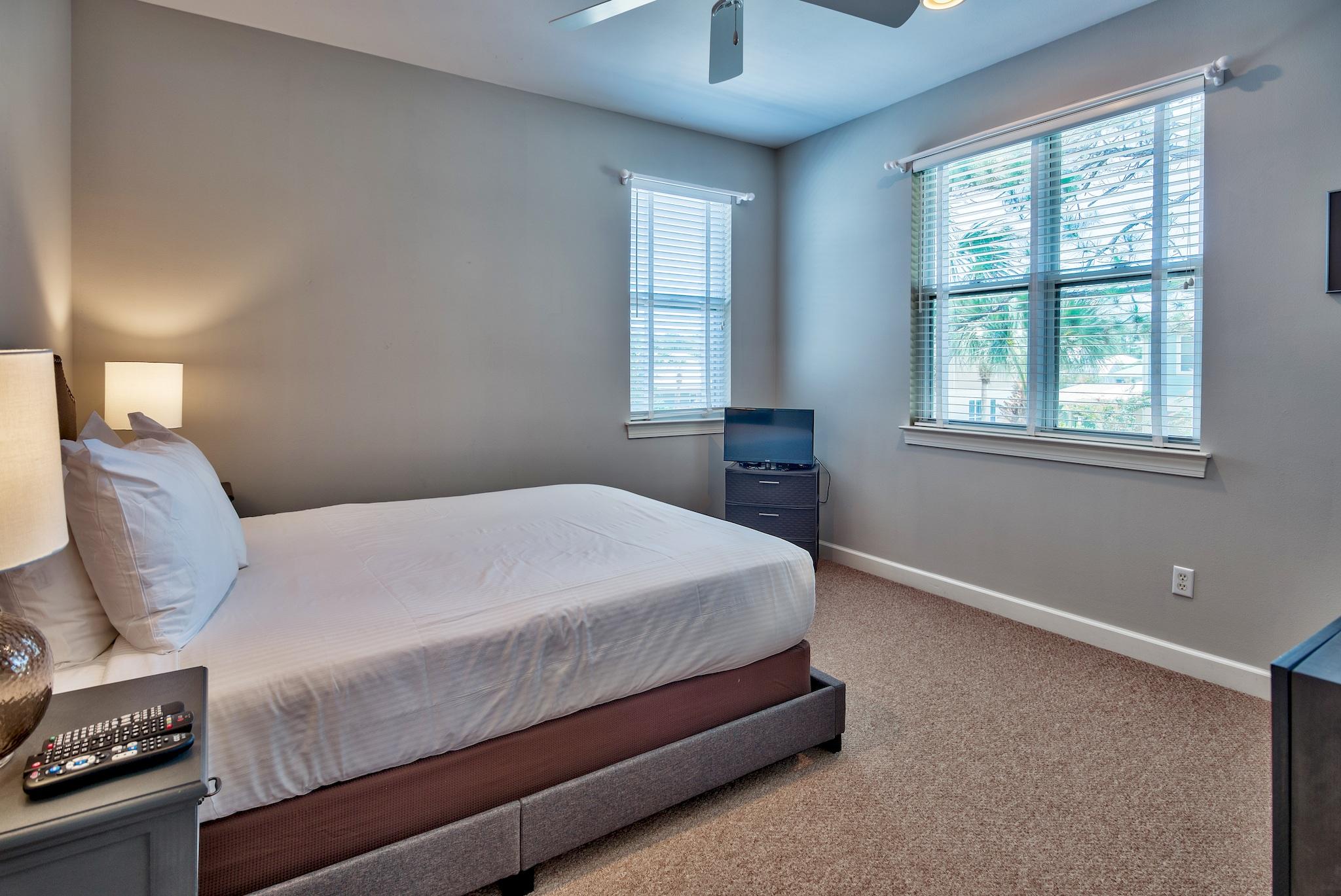 CRYSTAL LAKE PHASE II - Residential