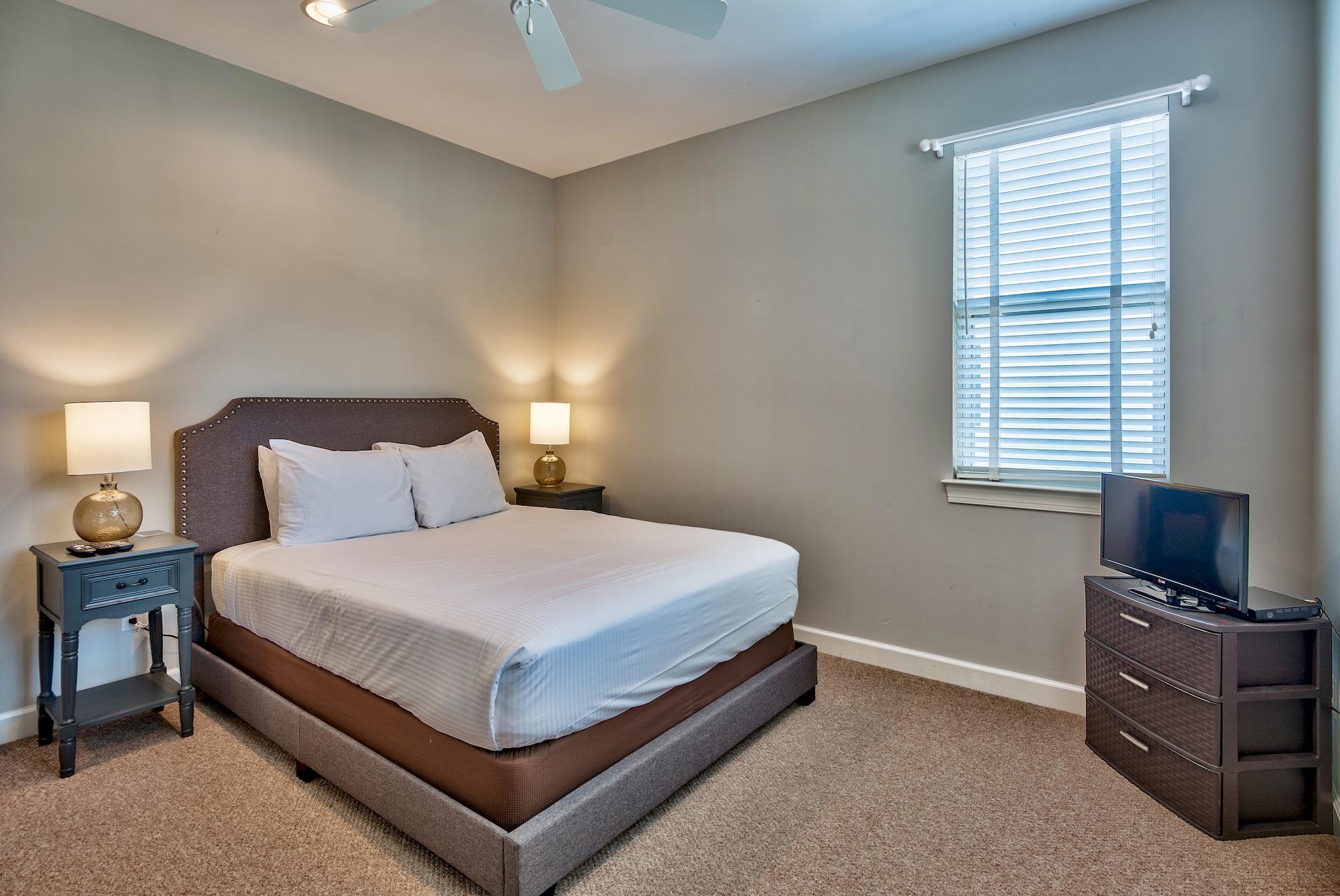 CRYSTAL LAKE PHASE II - Residential