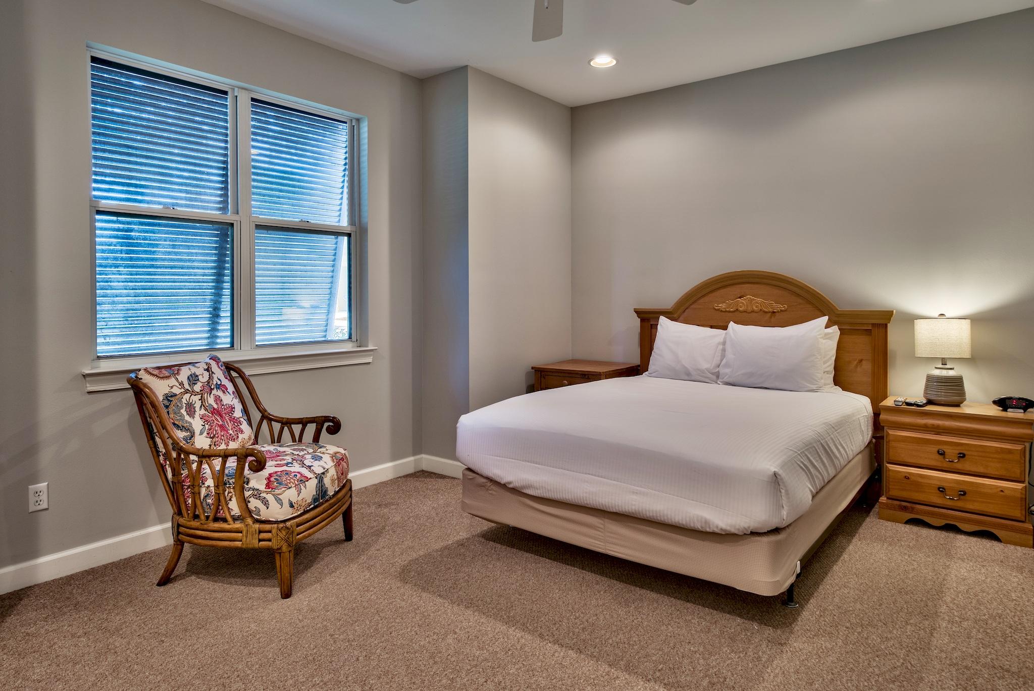 CRYSTAL LAKE PHASE II - Residential