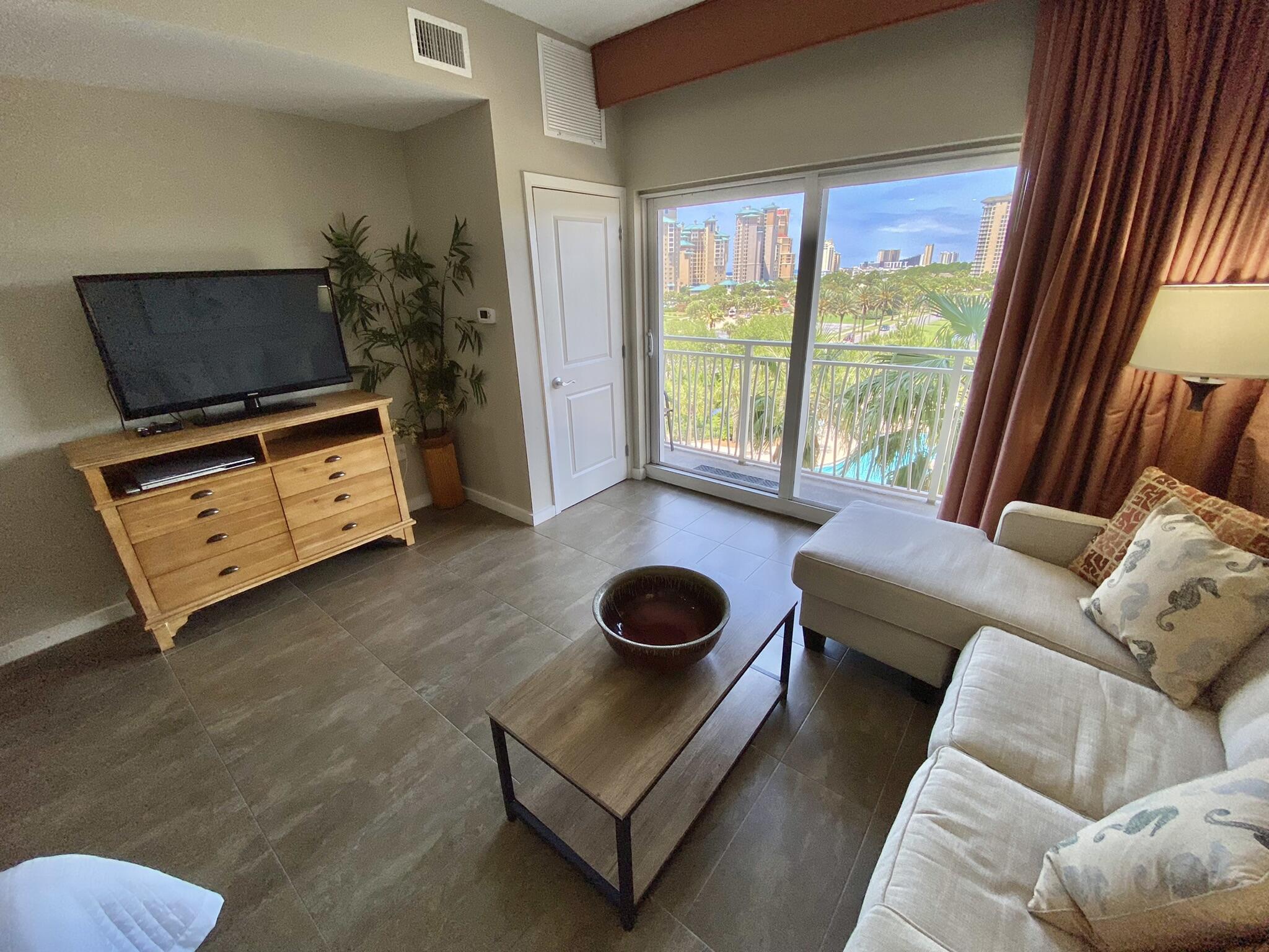 LUAU II - Residential