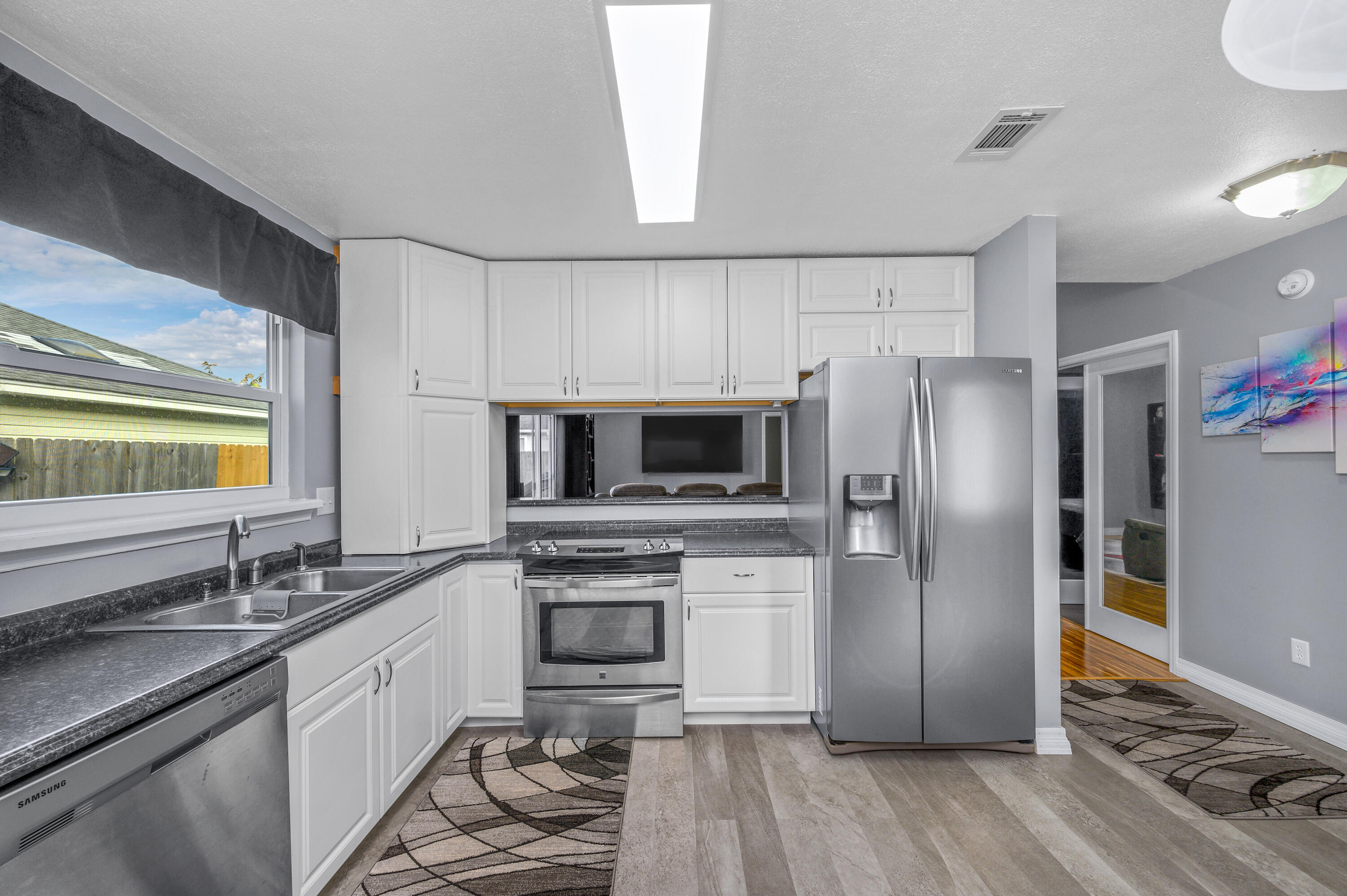 LIVE OAK MANORS - Residential