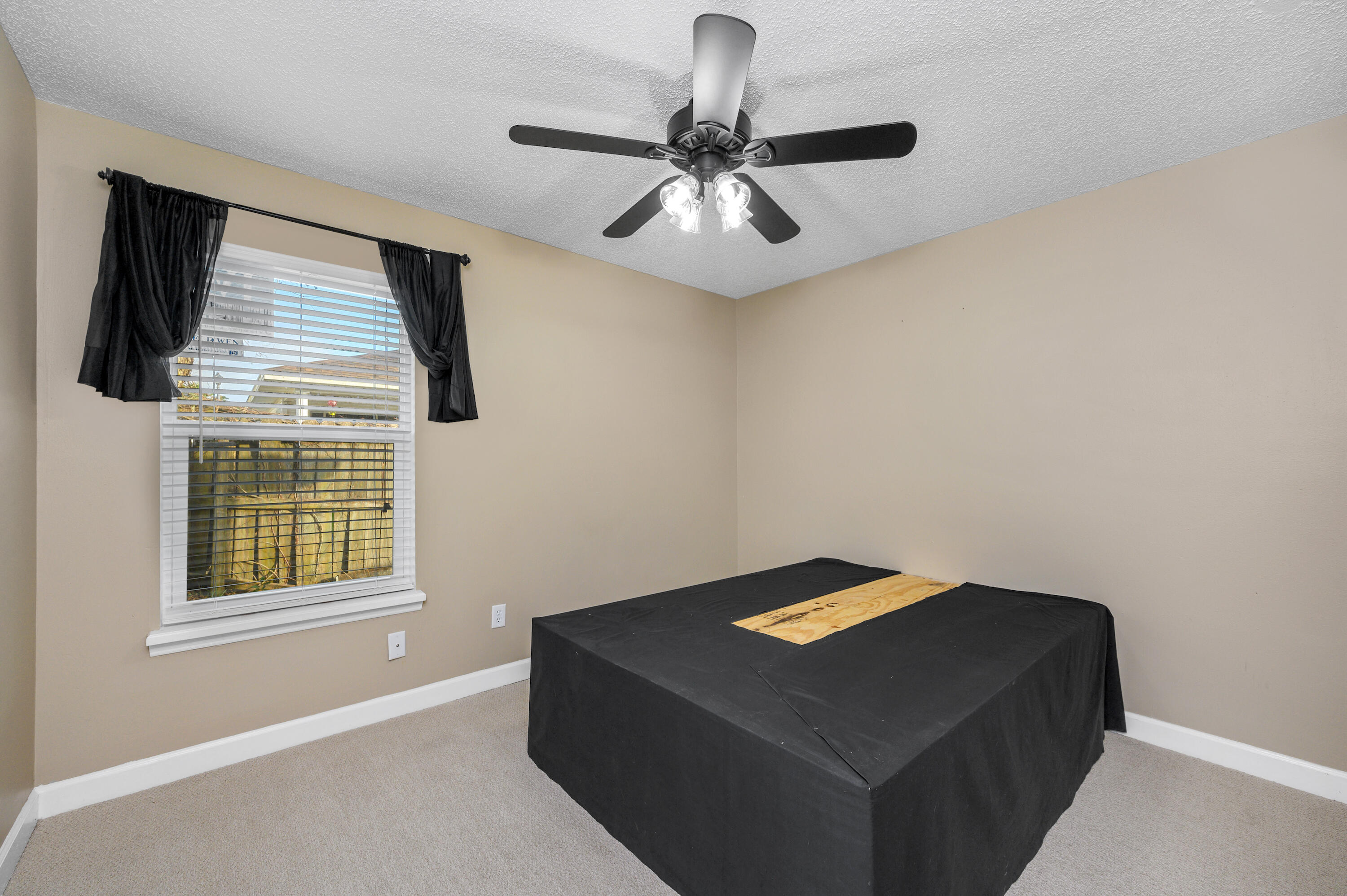 LIVE OAK MANORS - Residential