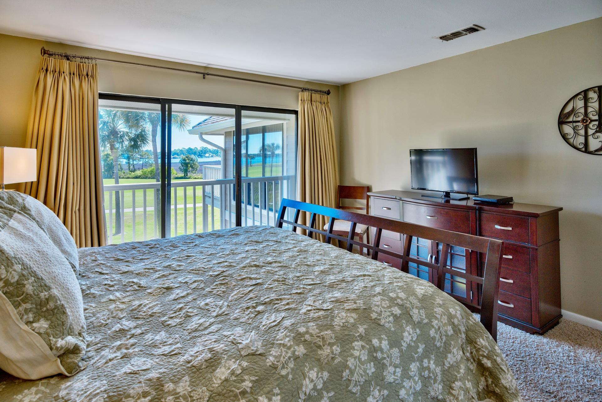 HARBOUR POINT CONDO - Residential