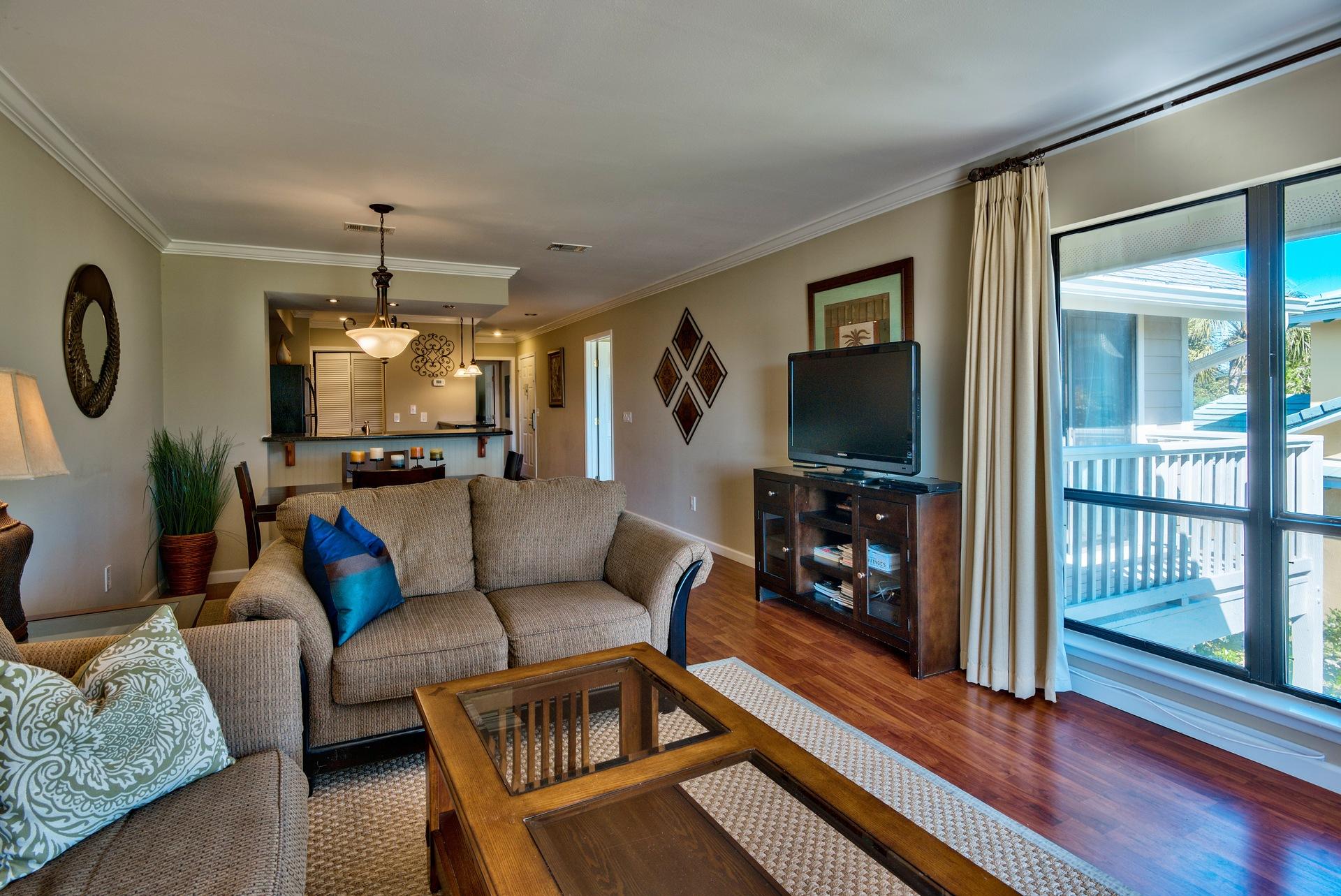 HARBOUR POINT CONDO - Residential