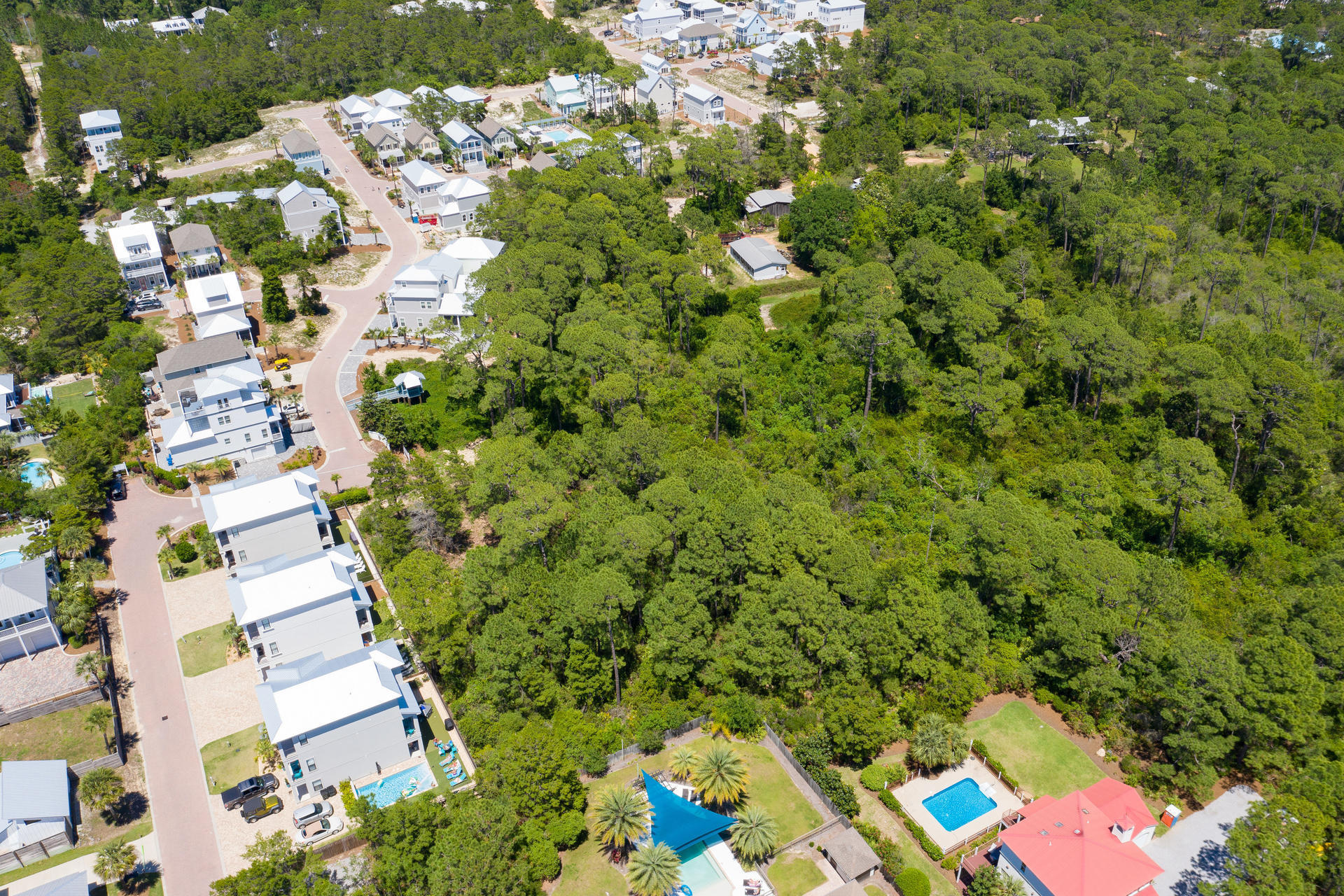 BEG NW/COR OF THE N 230.60 FT OF E 216.50 FT OF GOV LOT 24 SEC 04-3S-20W,S 87 DEG 46'53'E 49.00 FT,S - Land