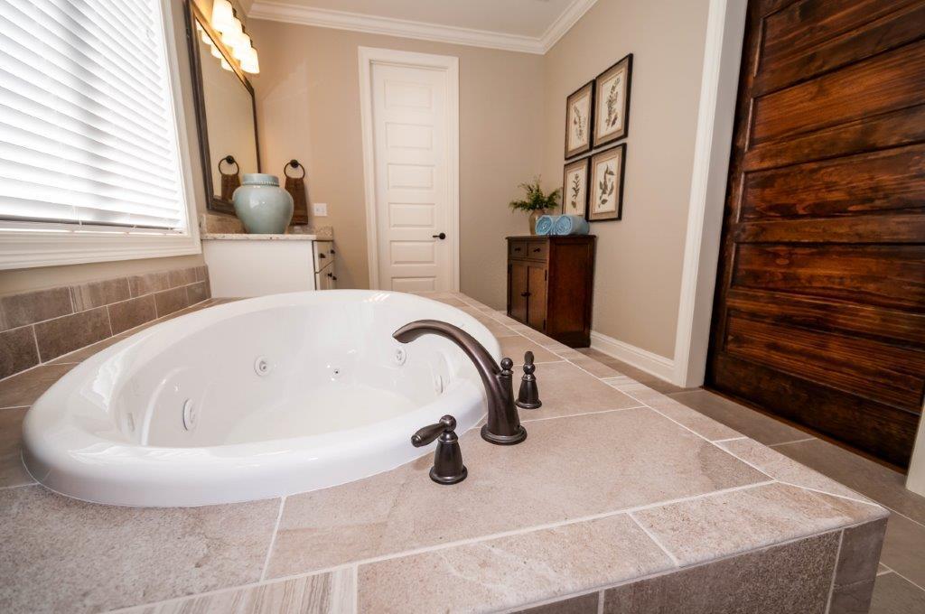 MILL CREEK FARMS - Residential