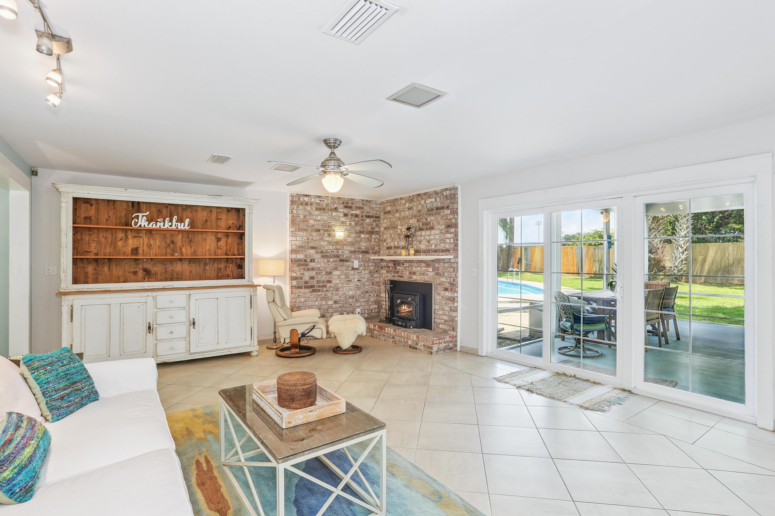 Gulf Breeze Park - Residential