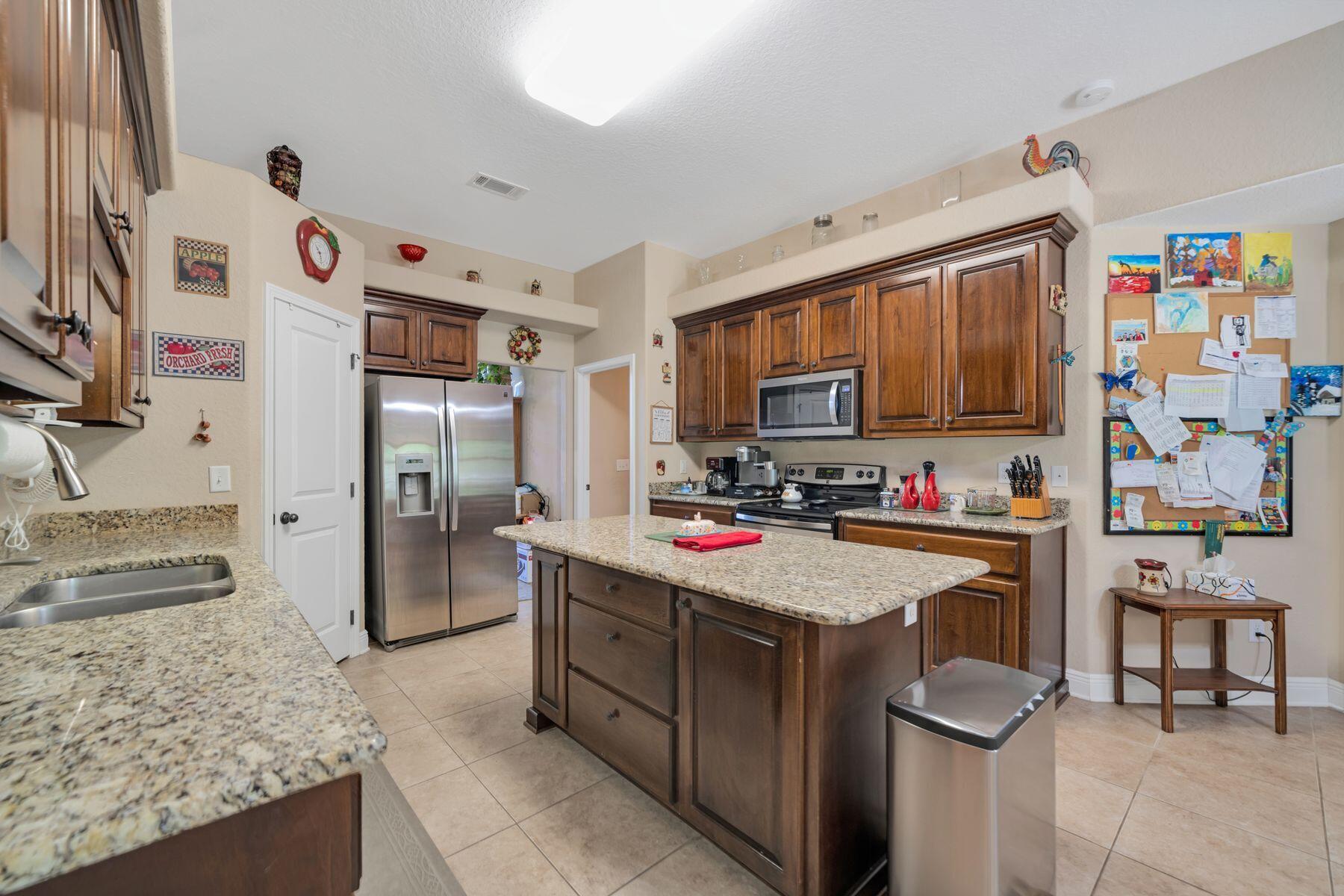 MOSSY OAKS - Residential