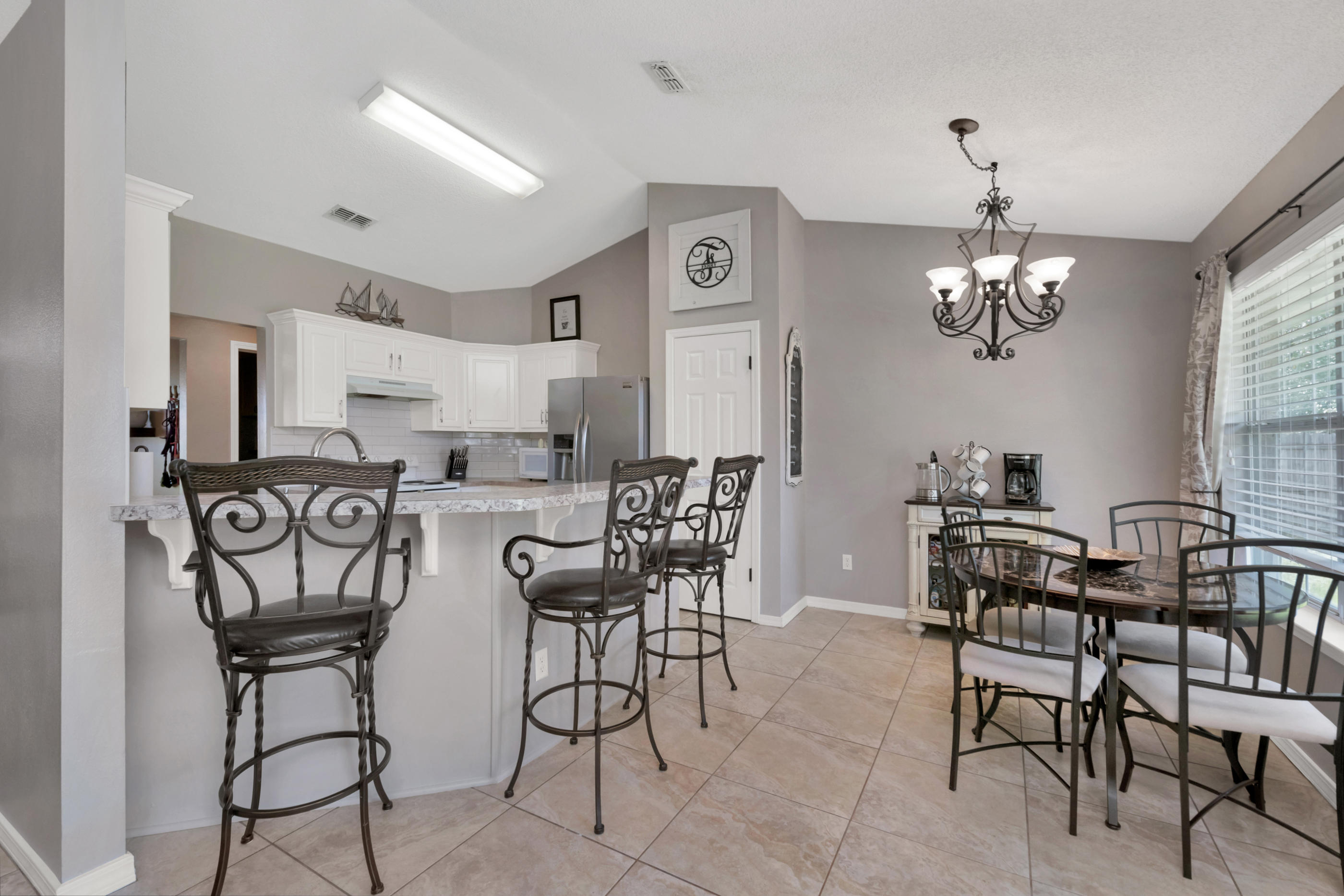 MARION MANOR - Residential