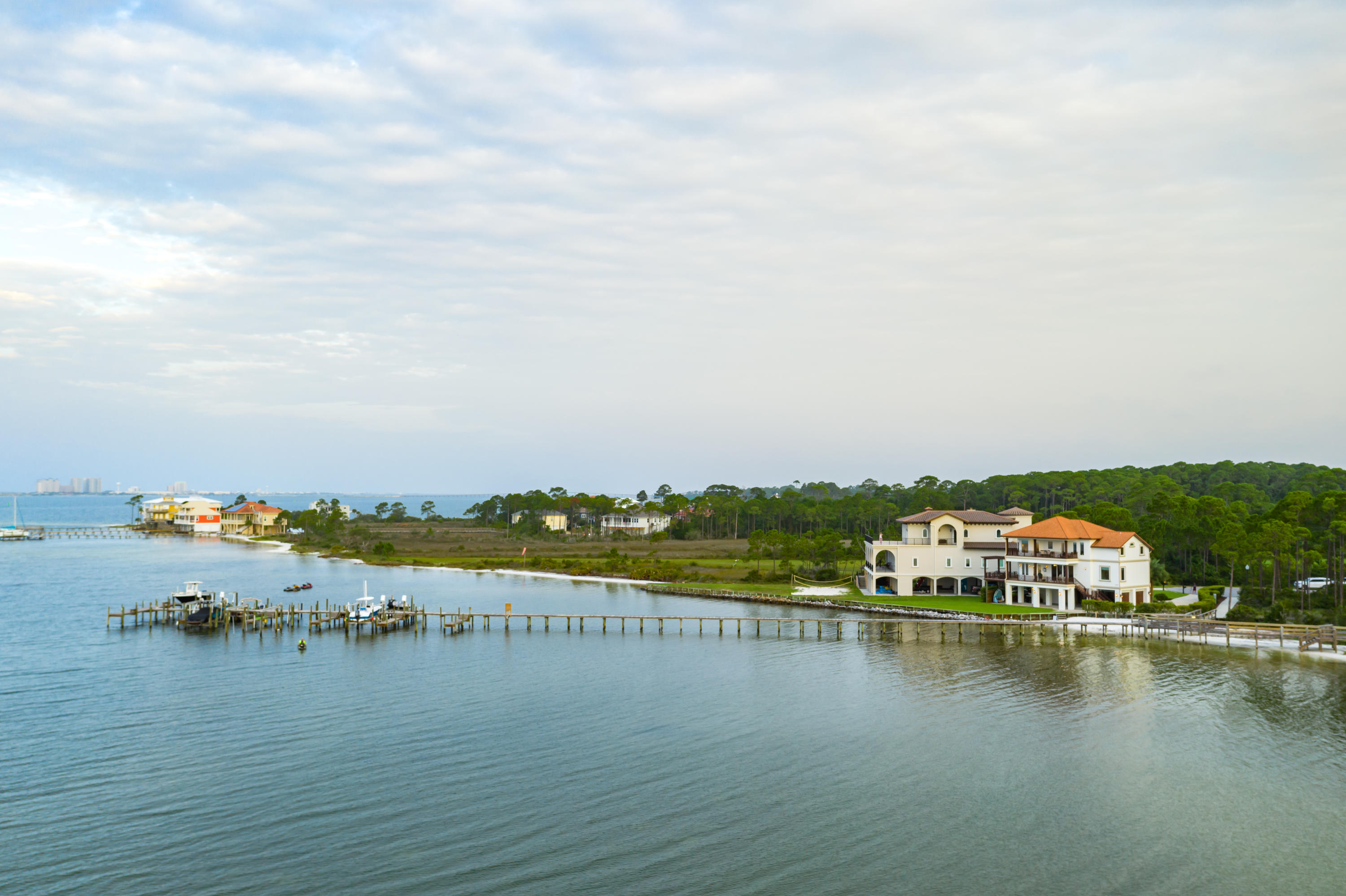 PALMETTO LAKE PRESERVE - Residential