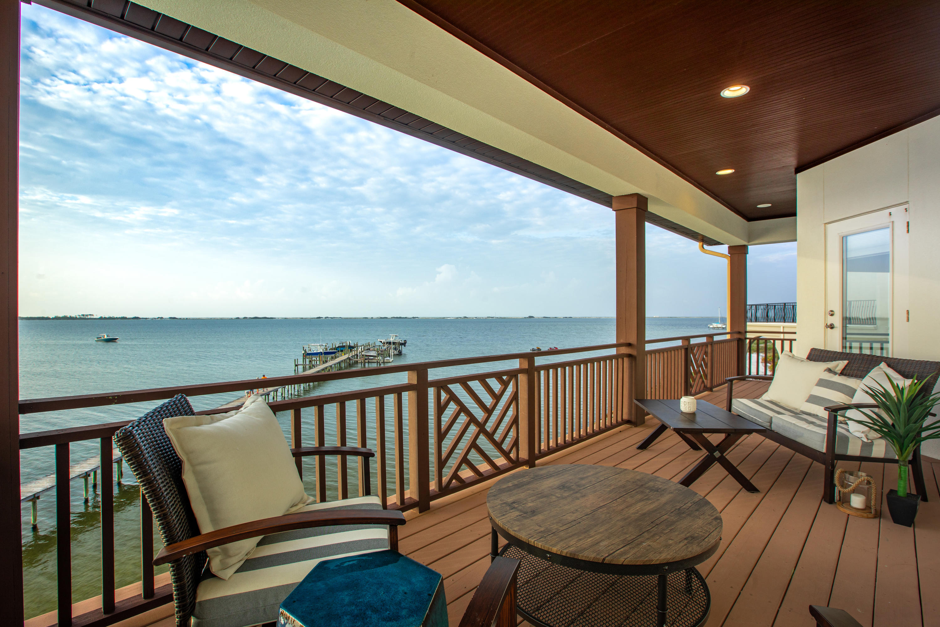 PALMETTO LAKE PRESERVE - Residential