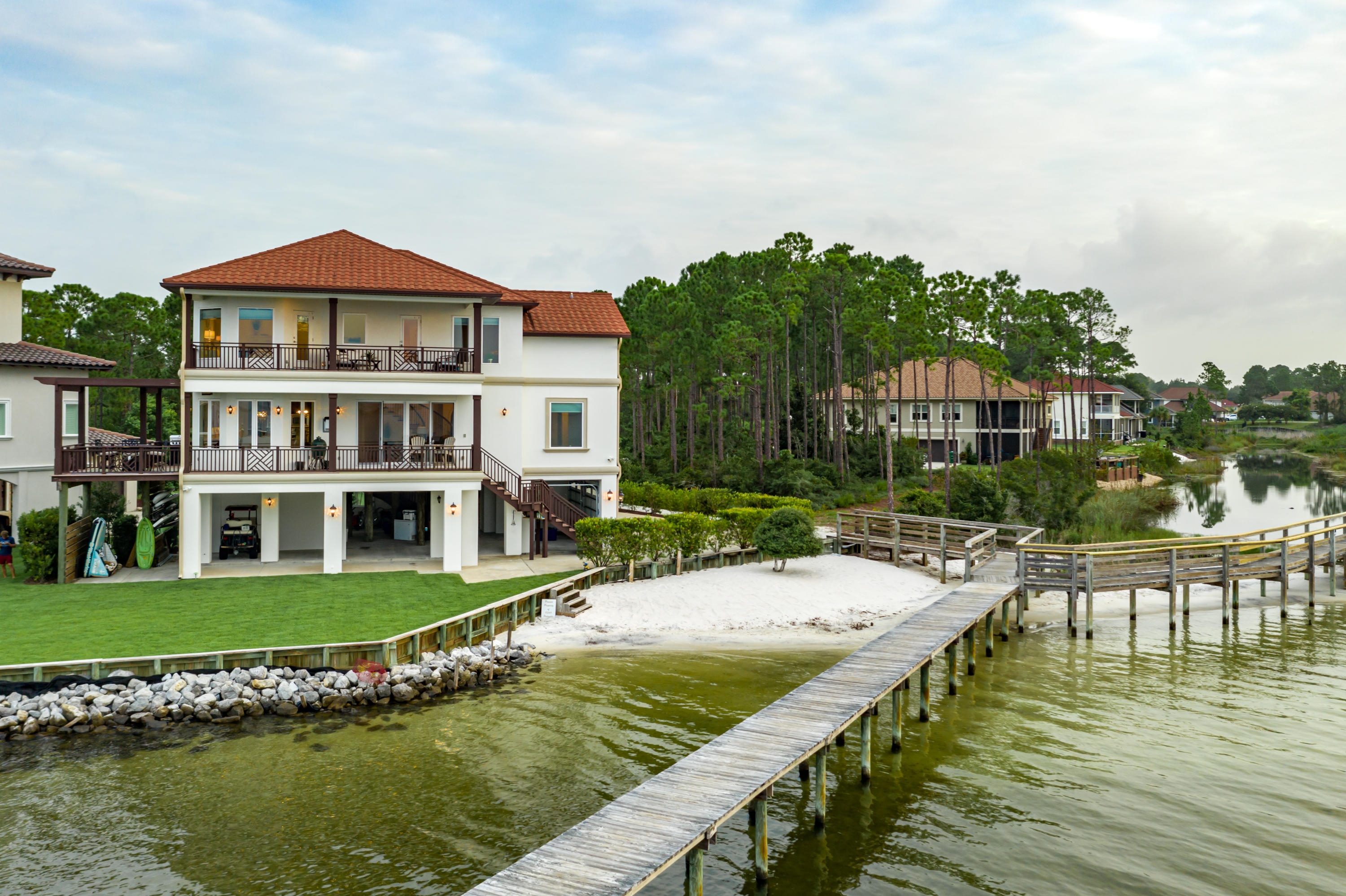 PALMETTO LAKE PRESERVE - Residential