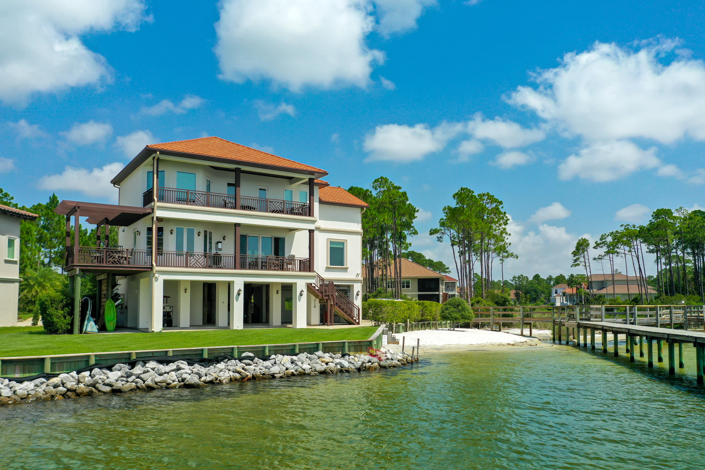 PALMETTO LAKE PRESERVE - Residential