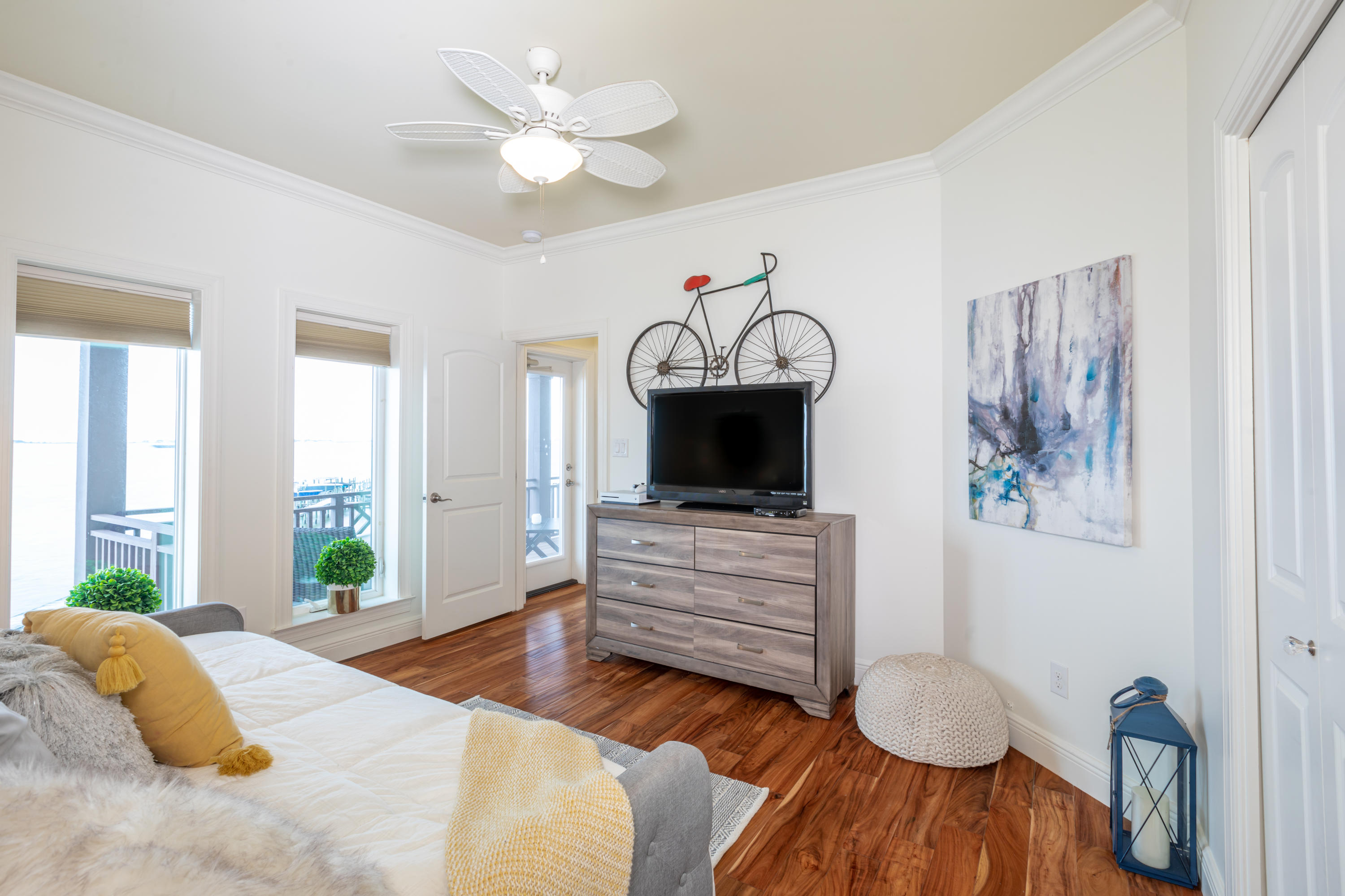 PALMETTO LAKE PRESERVE - Residential