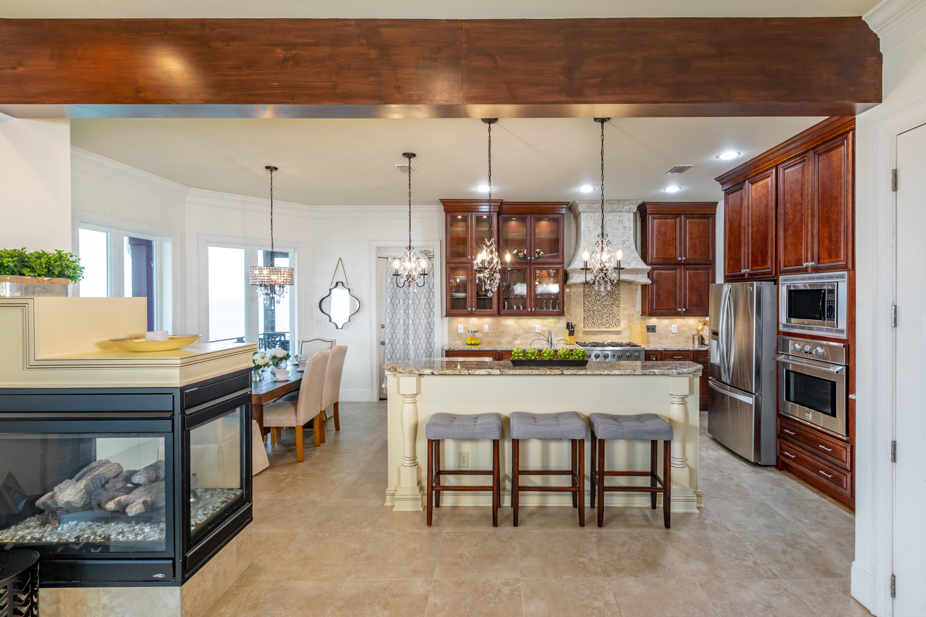 PALMETTO LAKE PRESERVE - Residential