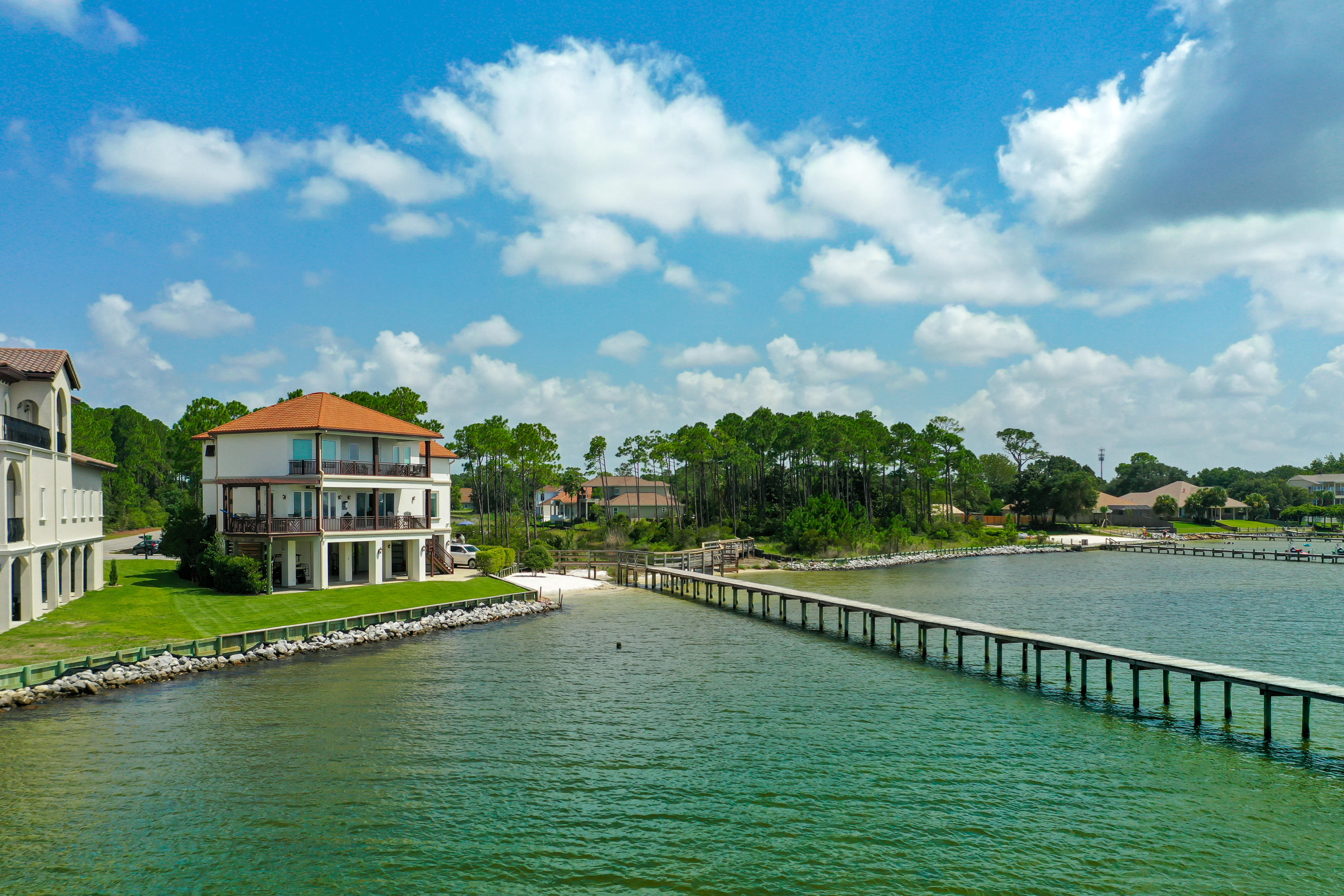 PALMETTO LAKE PRESERVE - Residential