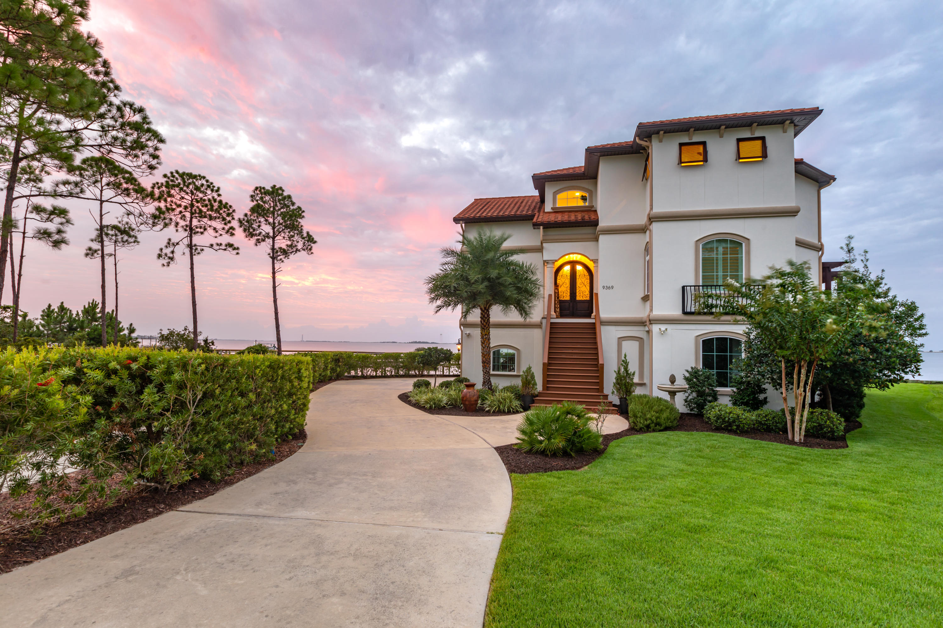 PALMETTO LAKE PRESERVE - Residential