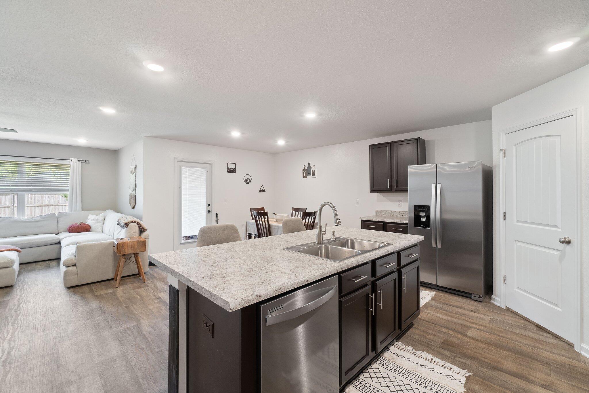 MONTICELLO ESTATES - Residential