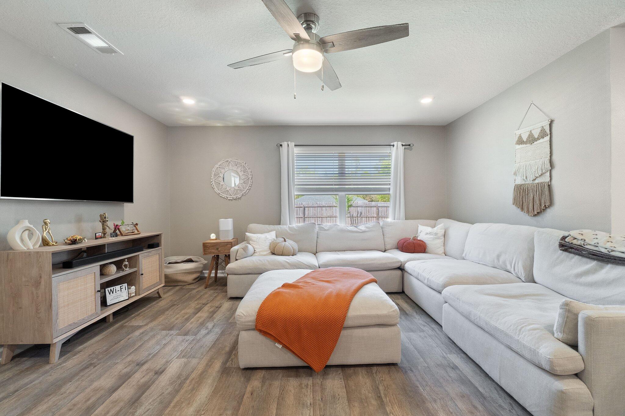 MONTICELLO ESTATES - Residential