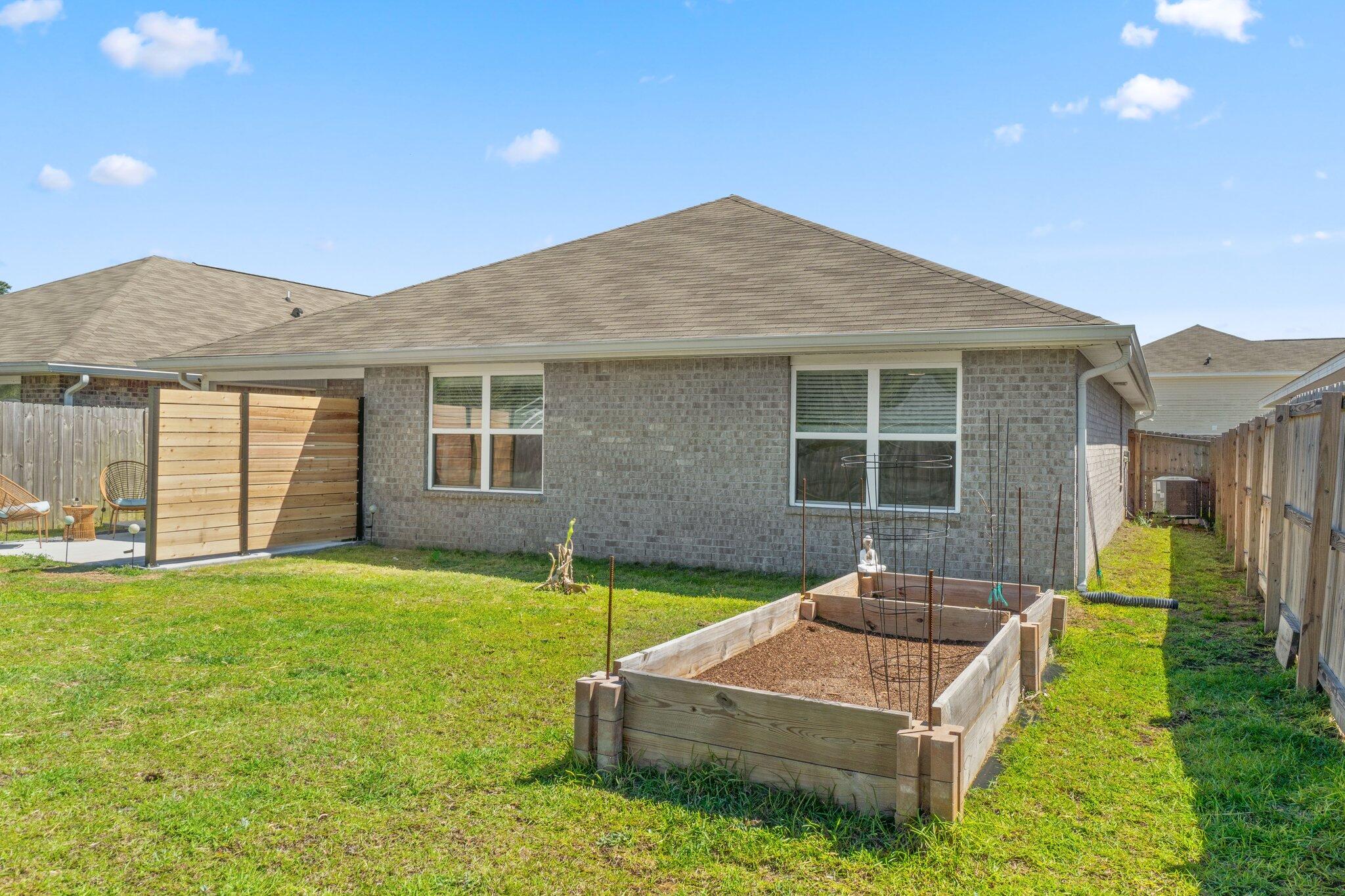 MONTICELLO ESTATES - Residential