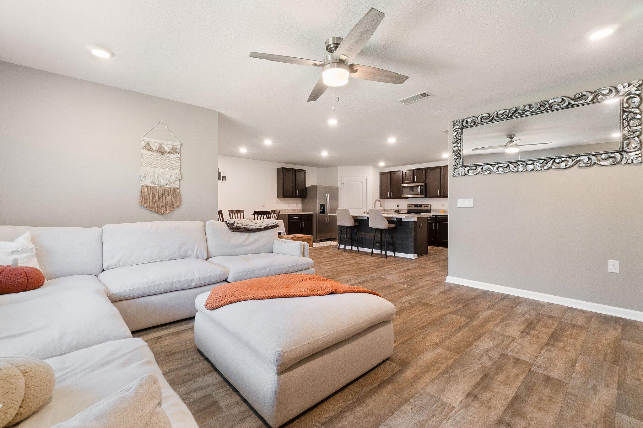 MONTICELLO ESTATES - Residential