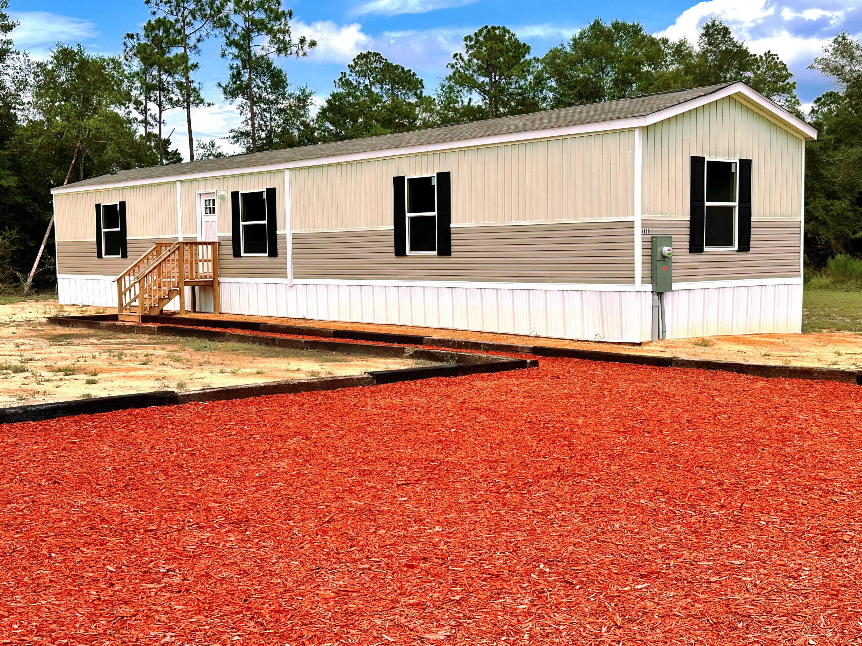 CV PINES/TRIPLE LAKE THE PINES S/D LOT 27 BLK 6 - Residential