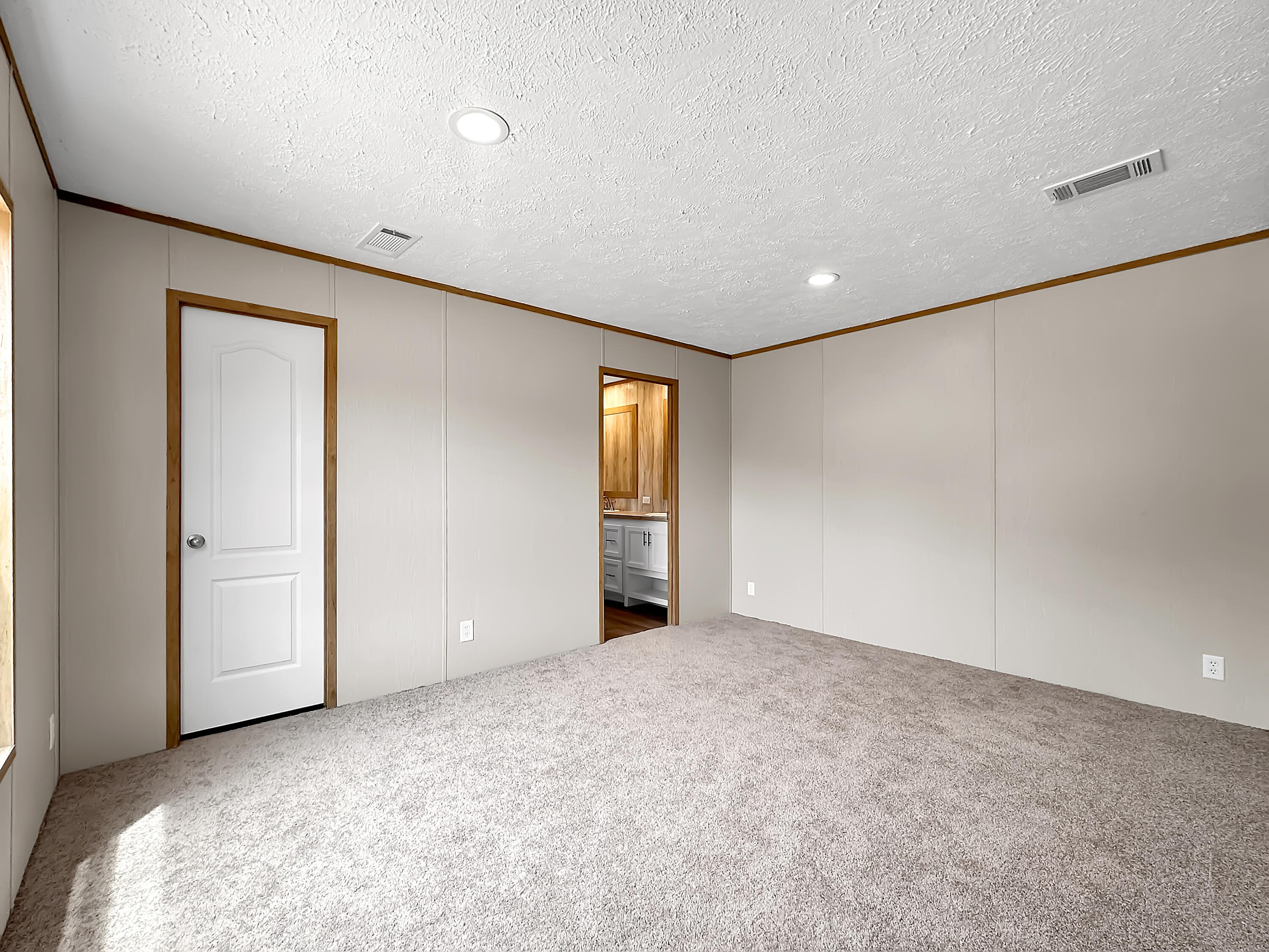 CV PINES/TRIPLE LAKE THE PINES S/D LOT 27 BLK 6 - Residential