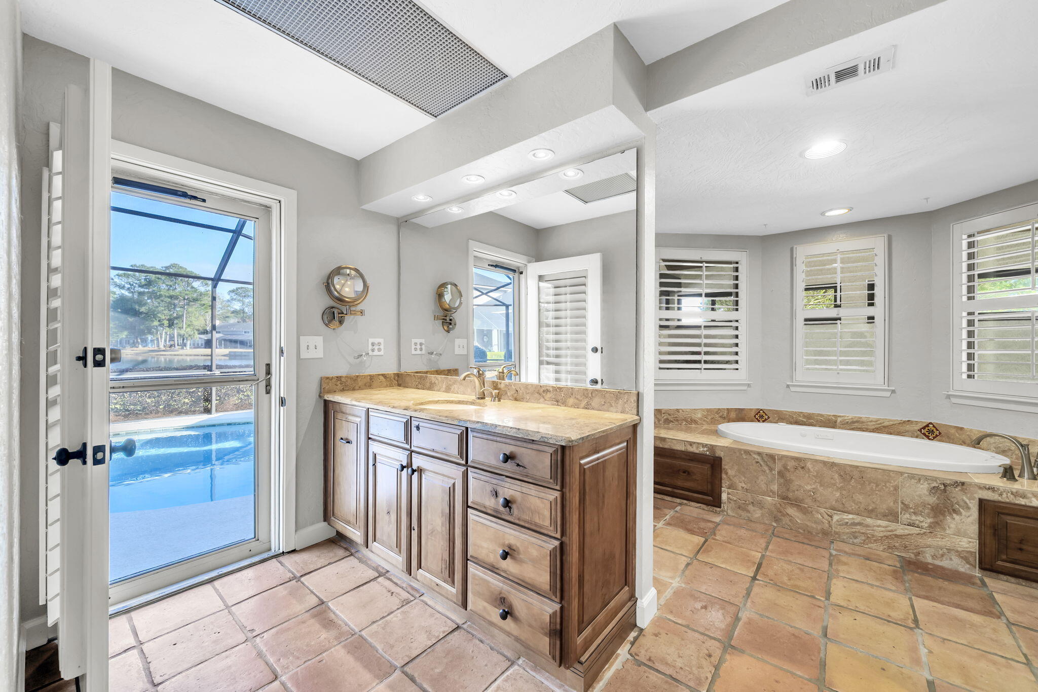 SOUTHWIND - Residential