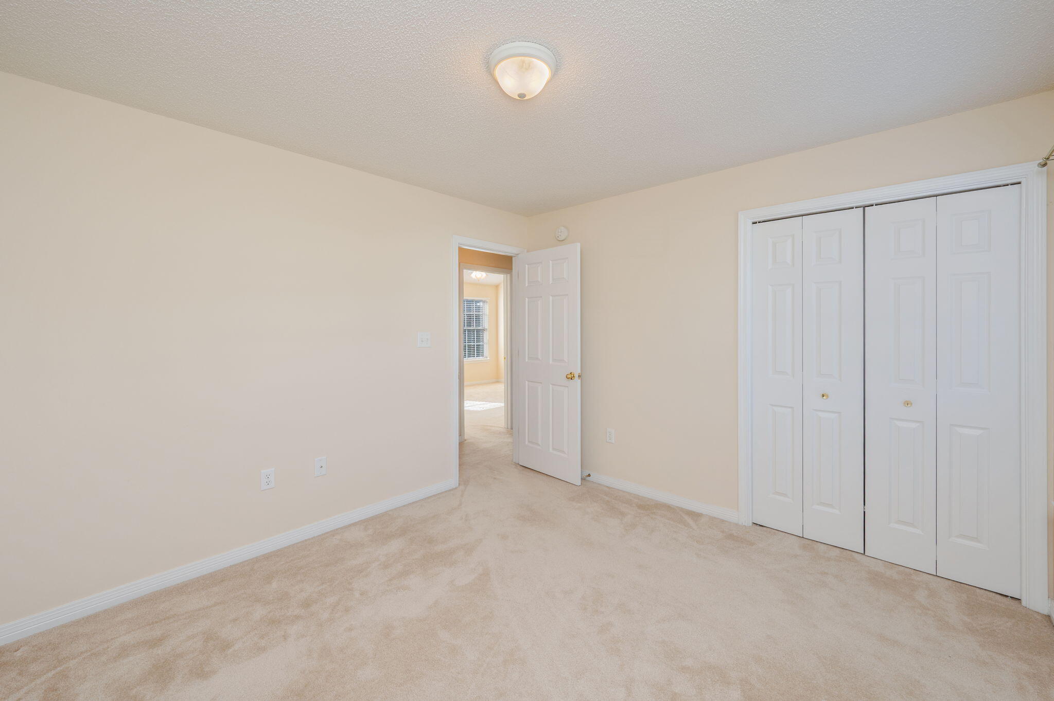 FAIRCHILD ESTATES BLK B LOT 2 - Residential