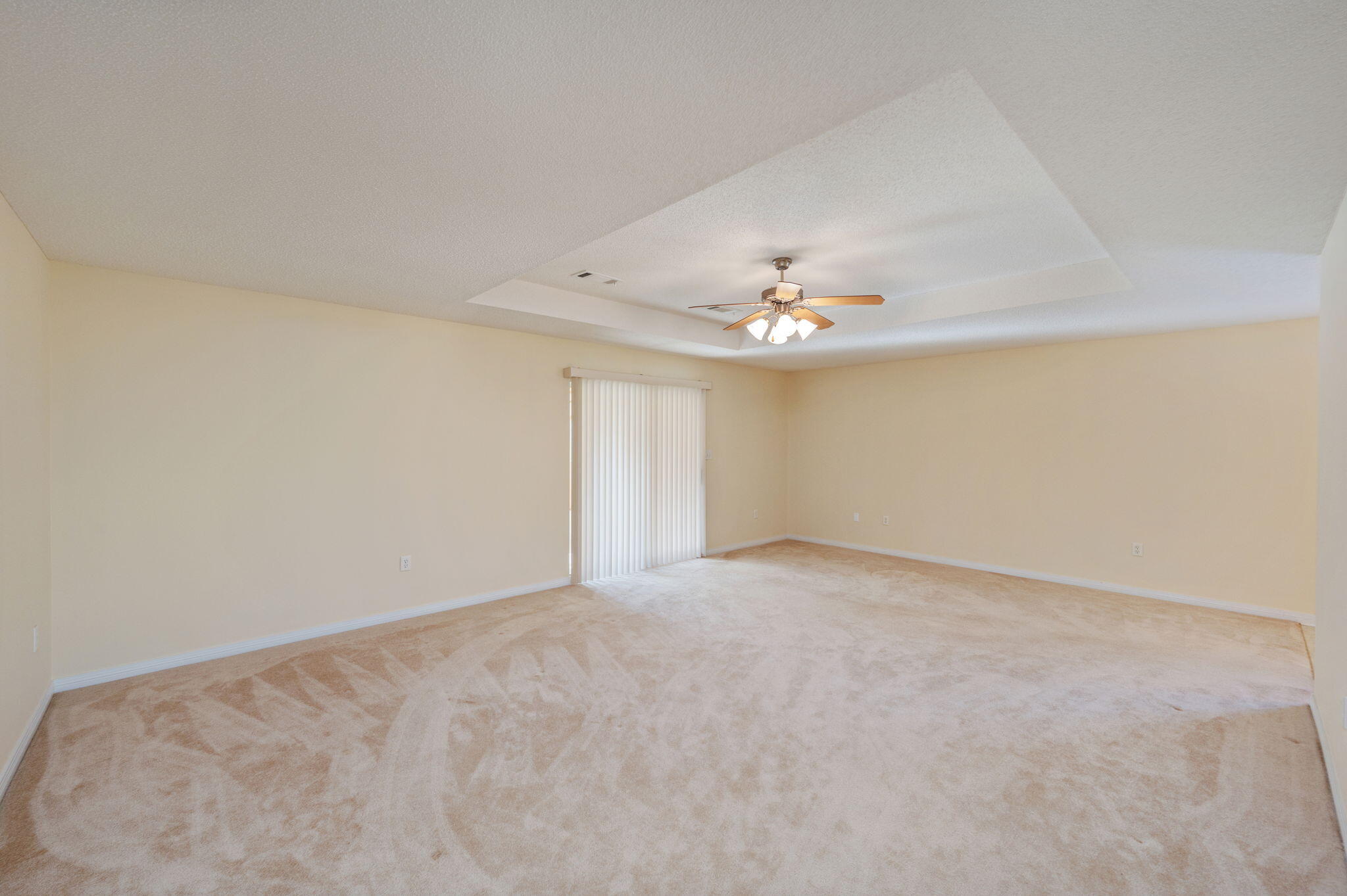 FAIRCHILD ESTATES BLK B LOT 2 - Residential